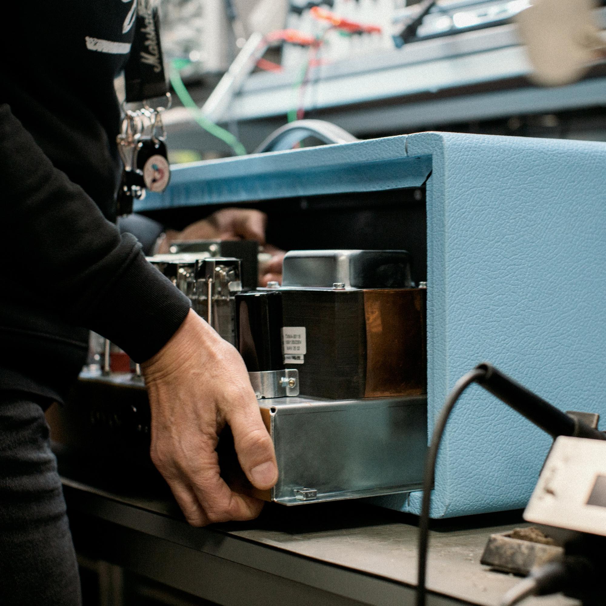 Marshall 1959BJA Billie Joe Armstrong Signature Head, Baby Blue