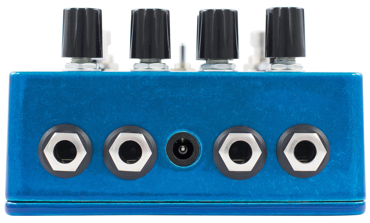 EarthQuaker Devices Avalanche Run V2 Stereo Delay & Reverb Pedal