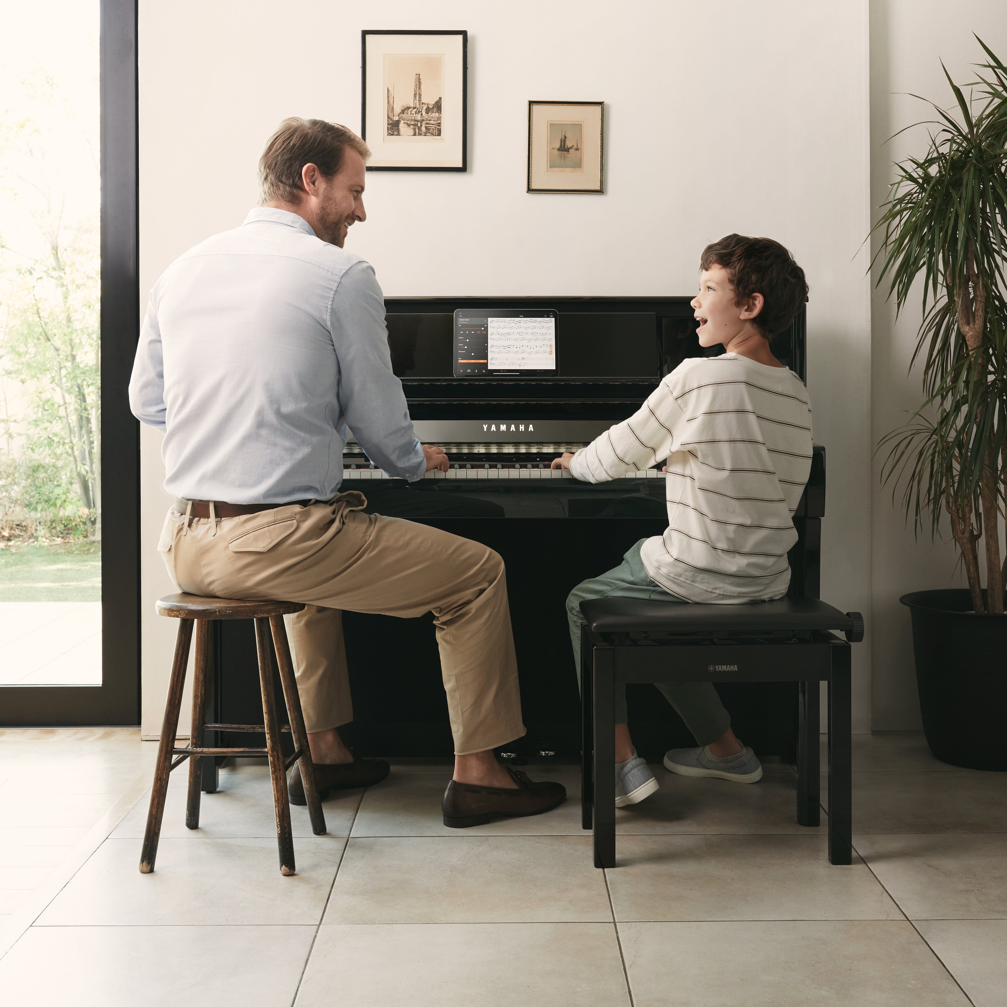 Yamaha CSP-295PE Clavinova Smart Piano Polished Ebony - Fair Deal Music