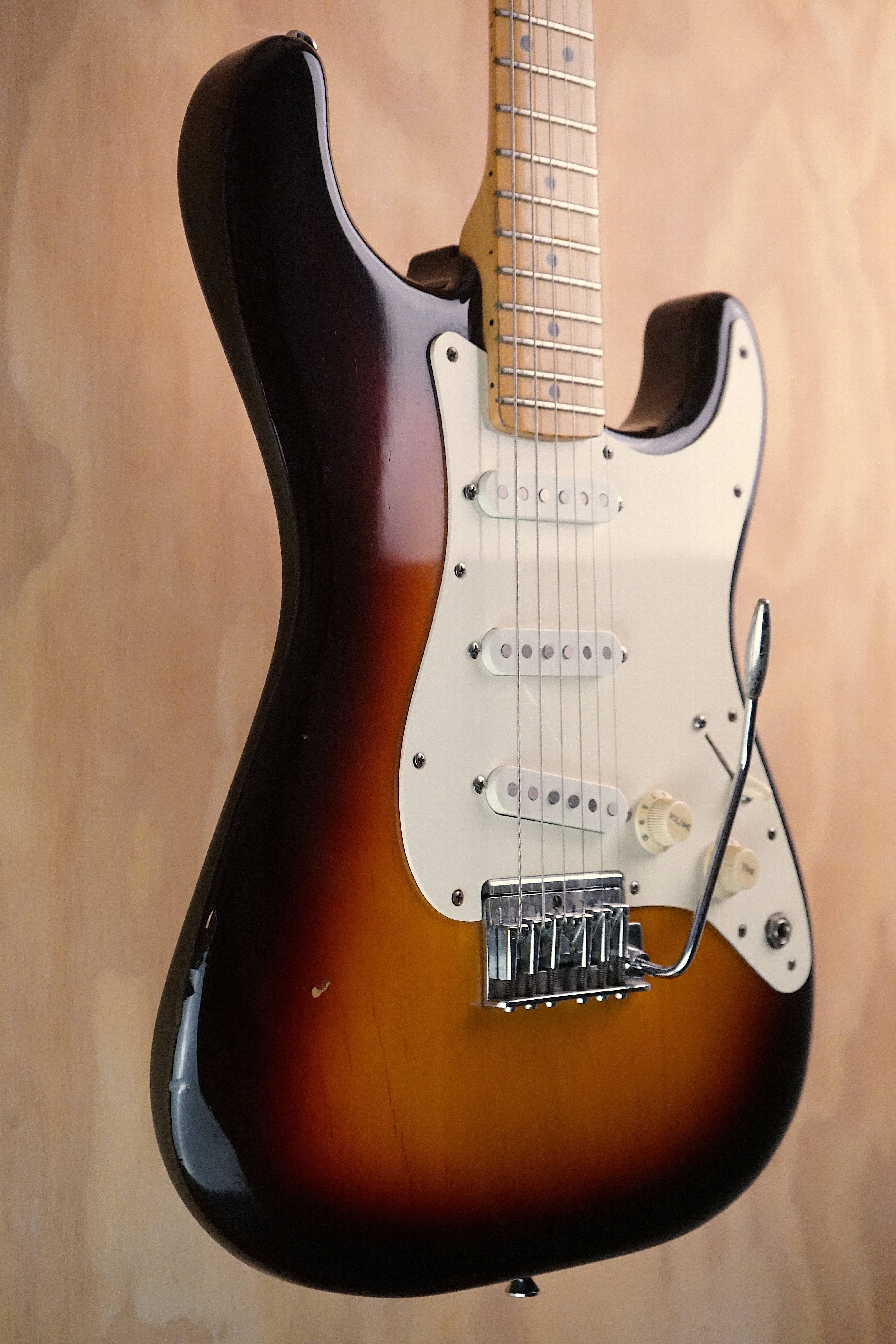 1983 Fender Standard 2-Knob Stratocaster Sunburst, (Used, Comm)