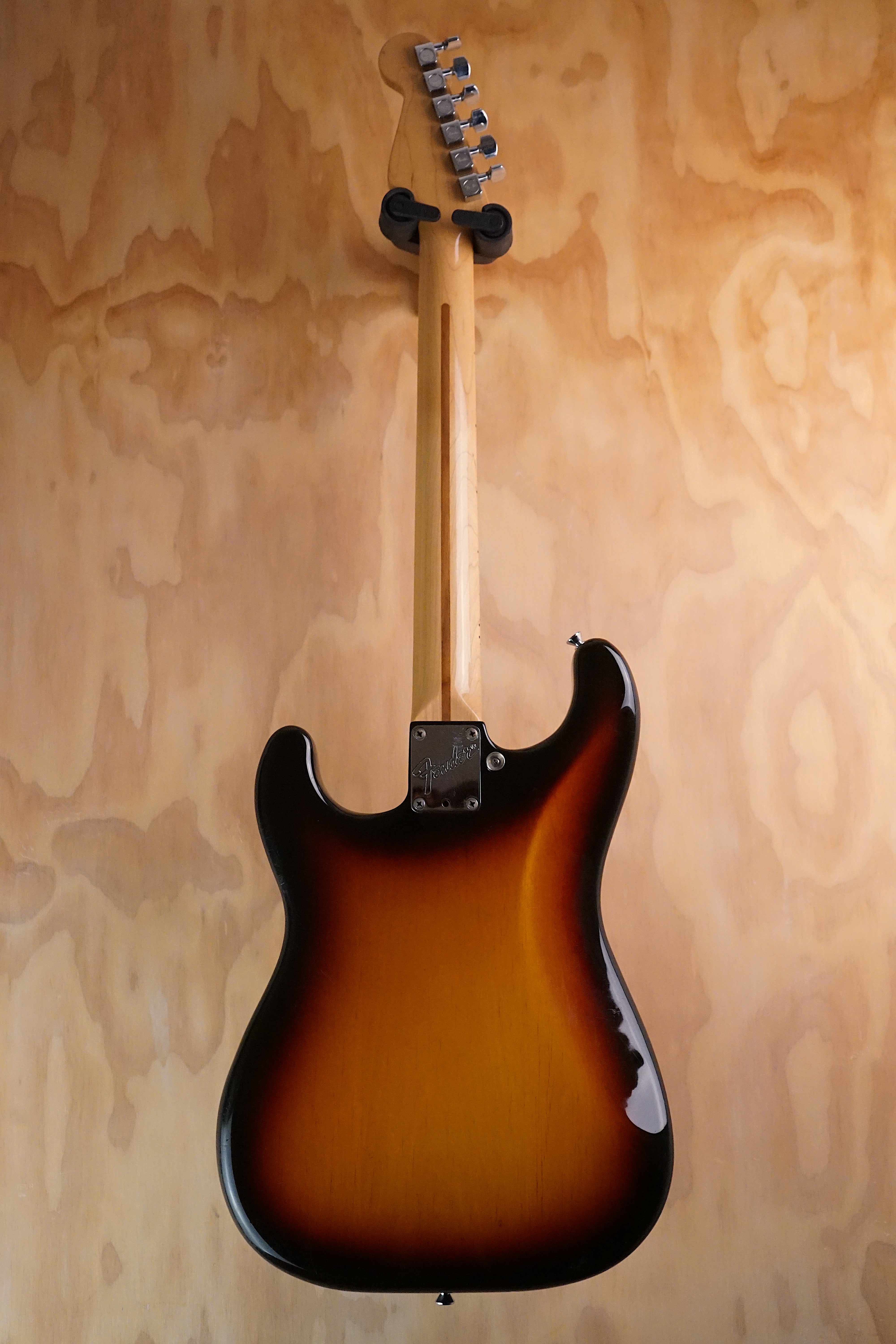 1983 Fender Standard 2-Knob Stratocaster Sunburst, (Used, Comm)
