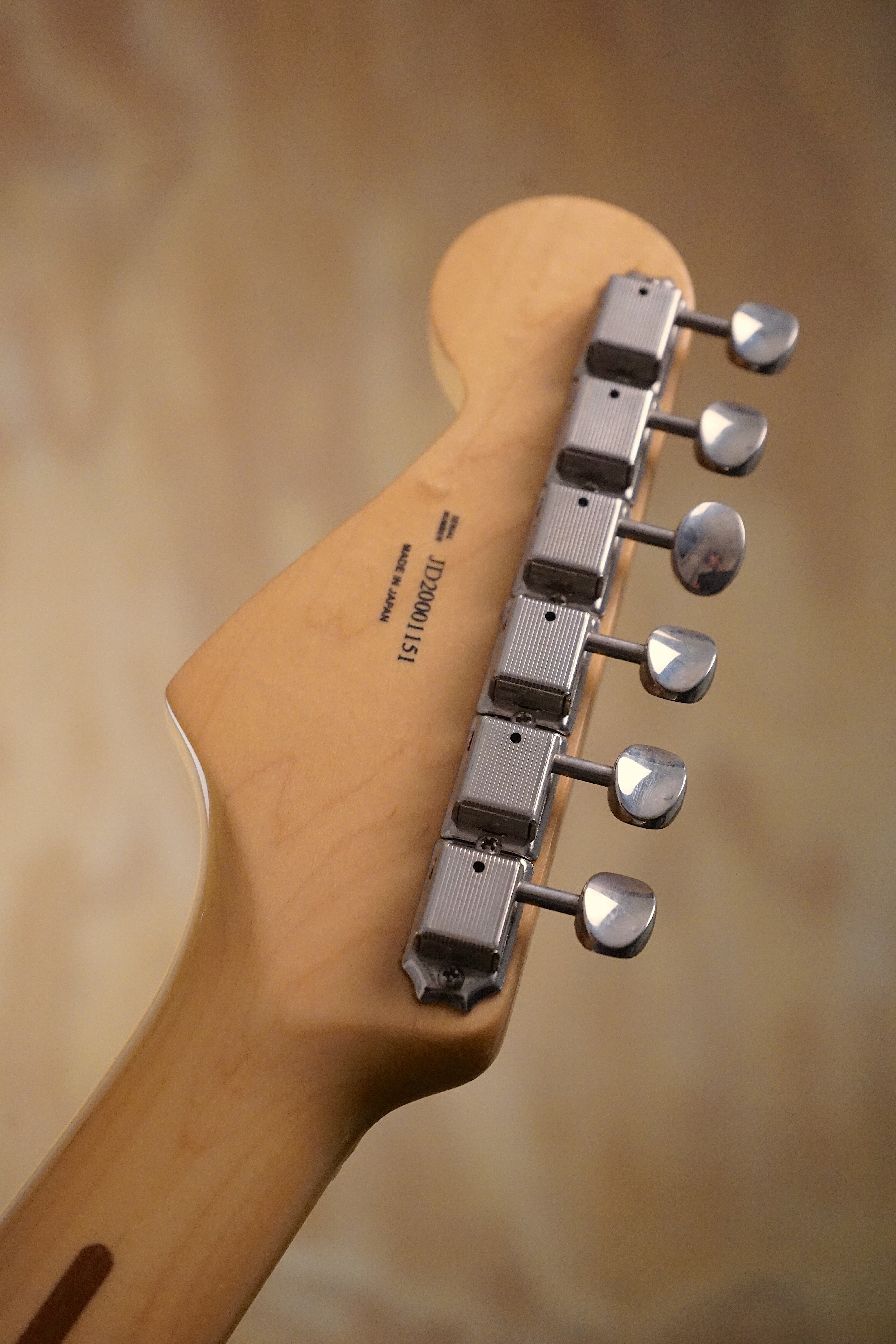 Fender Made in Japan Traditional 50s Stratocaster 2-Color Sunburst, (Used, Comm)