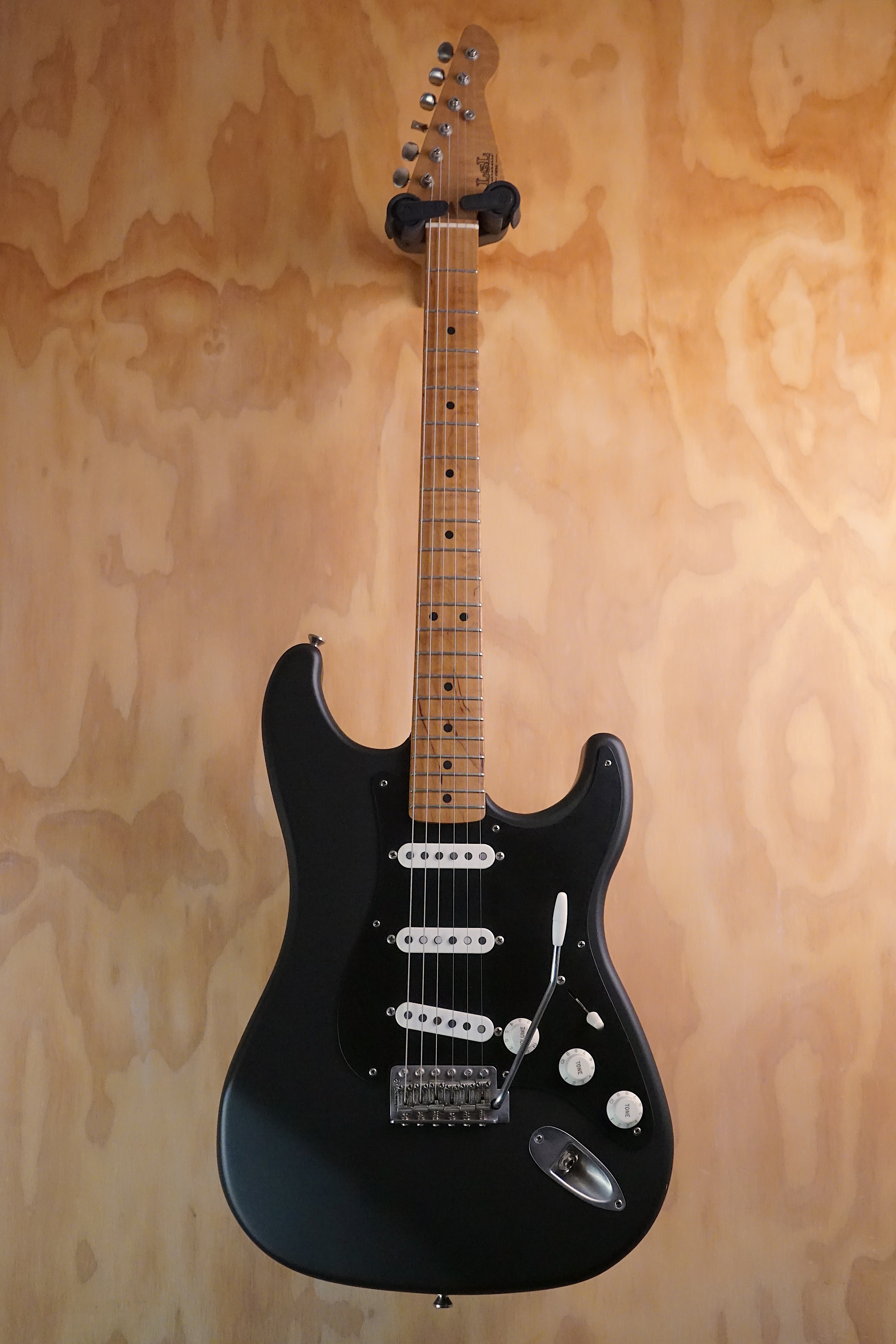 LsL Instruments Saticoy Dark Side SSS, (Used, Comm)