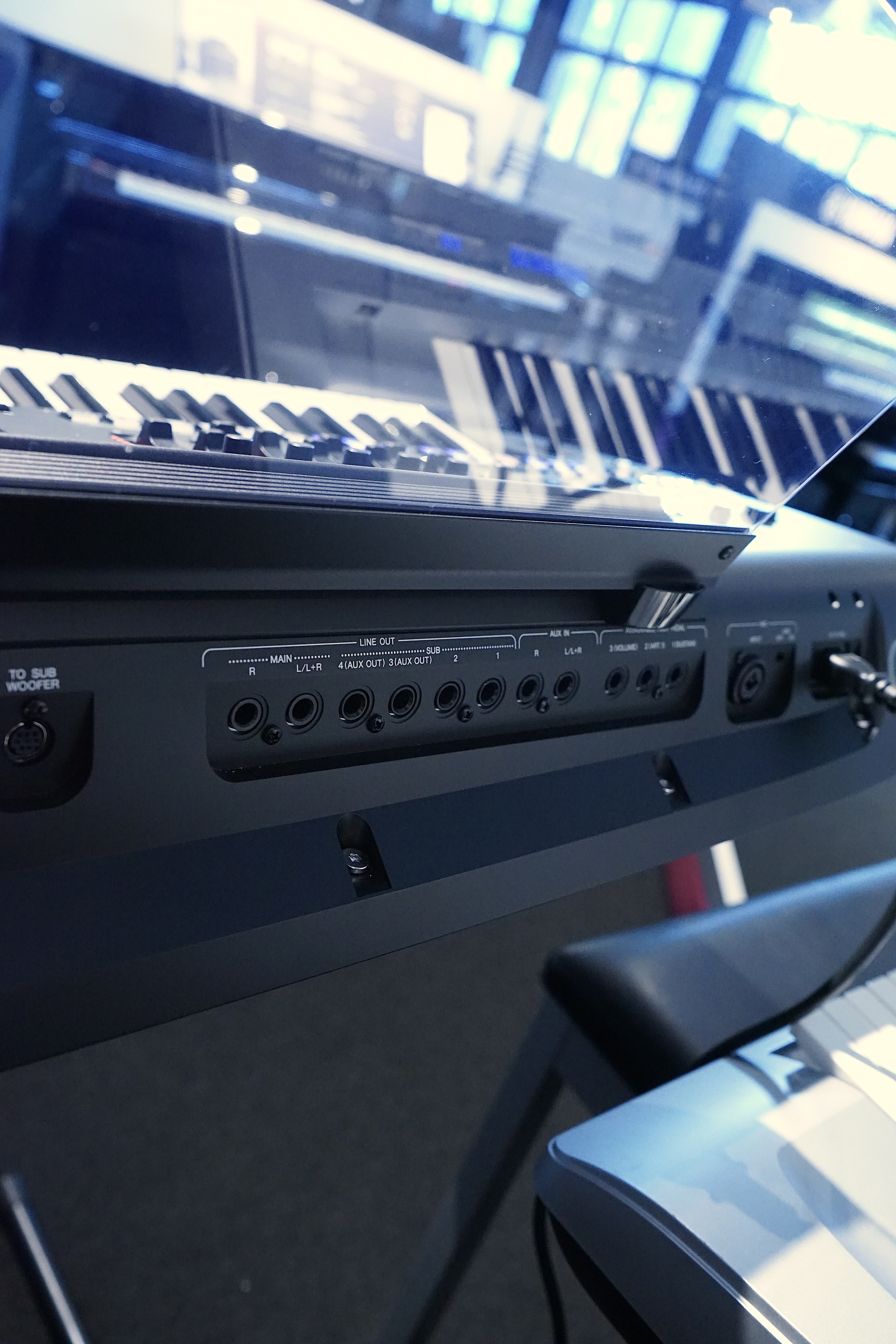 Yamaha GENOS 2 Arranger Keyboard (Used)