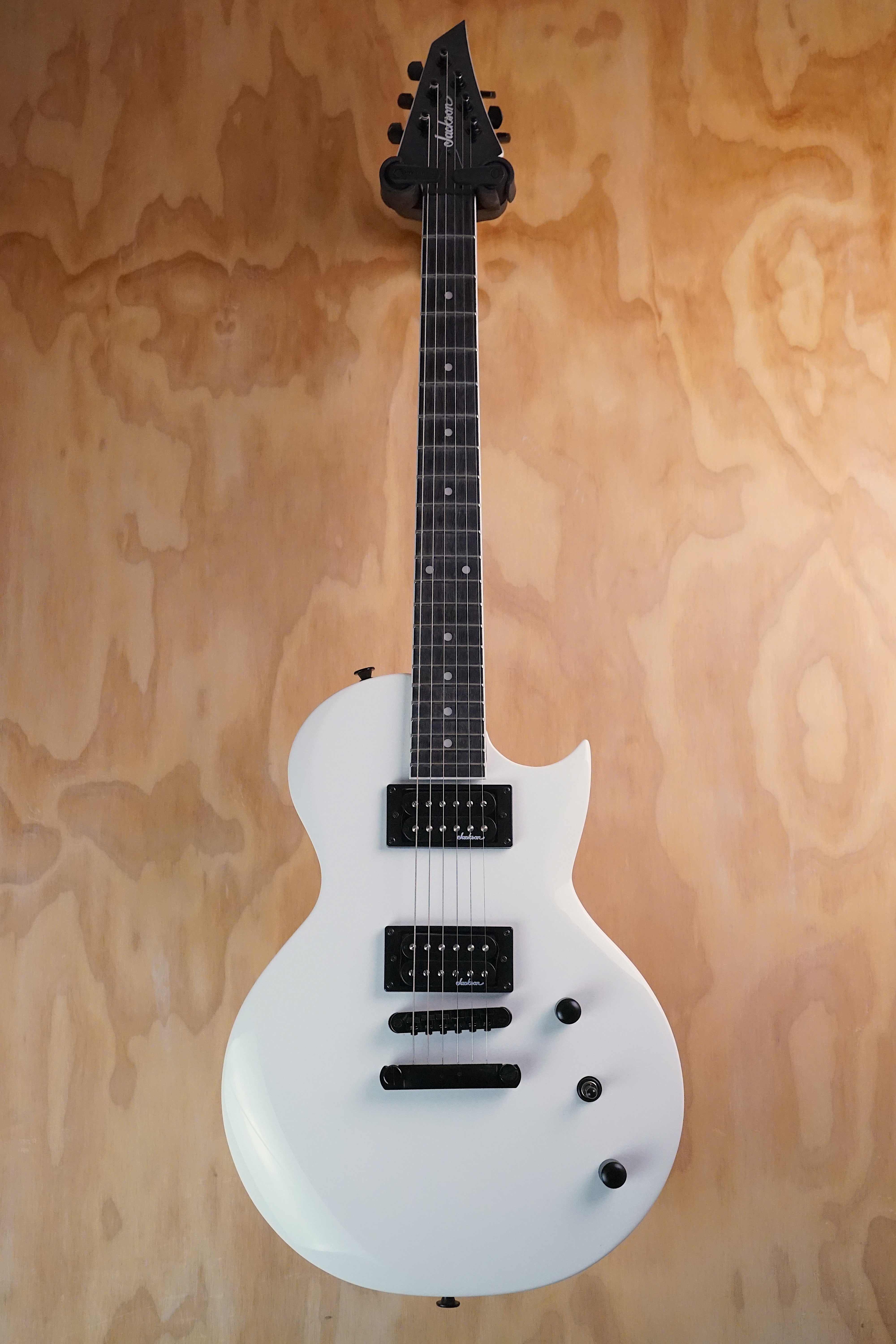 Jackson JS Series Monarkh SC JS22 Snow White, (Used)