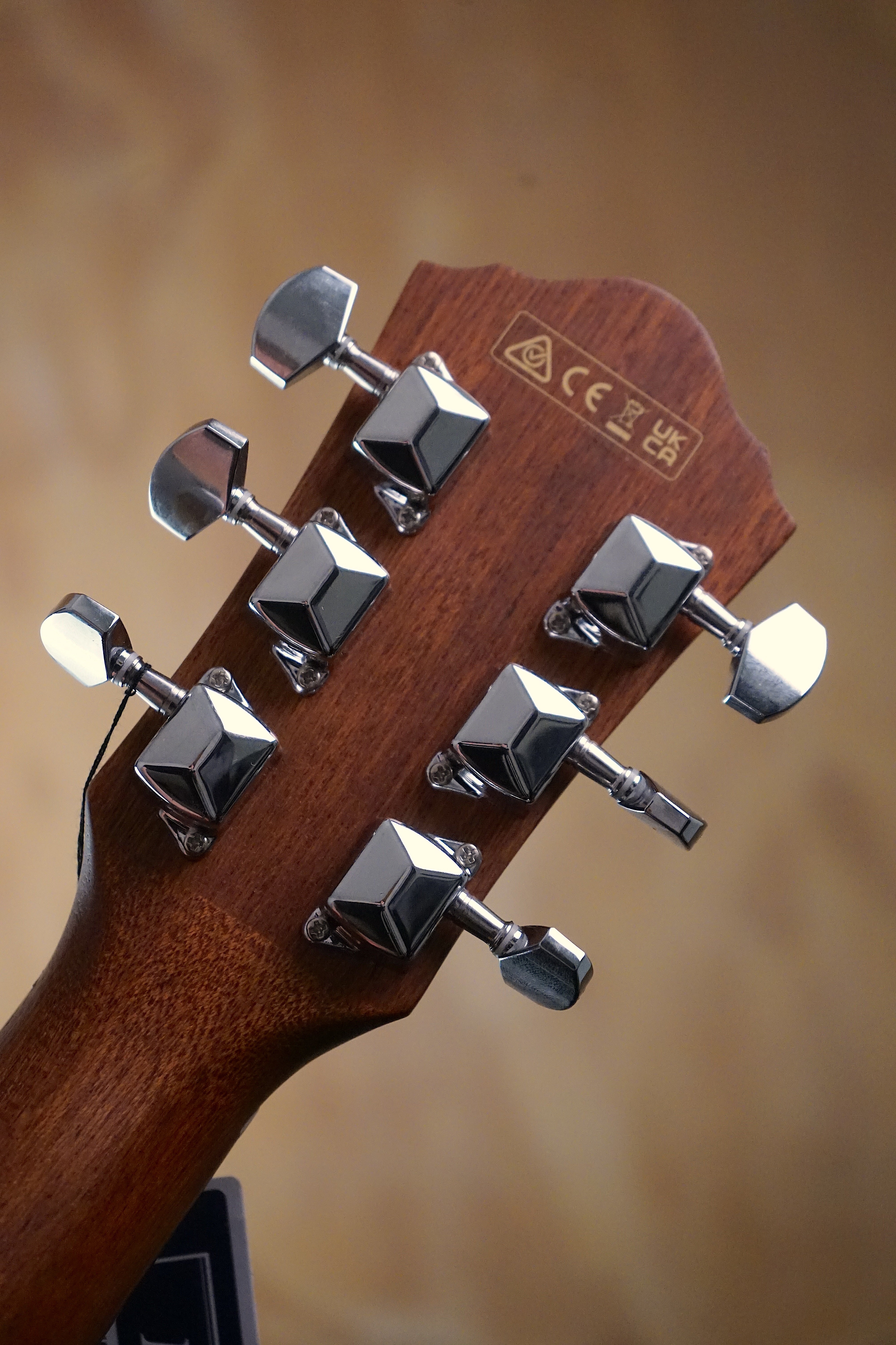 Ibanez V44MINI Open Pore Natural, (Used)