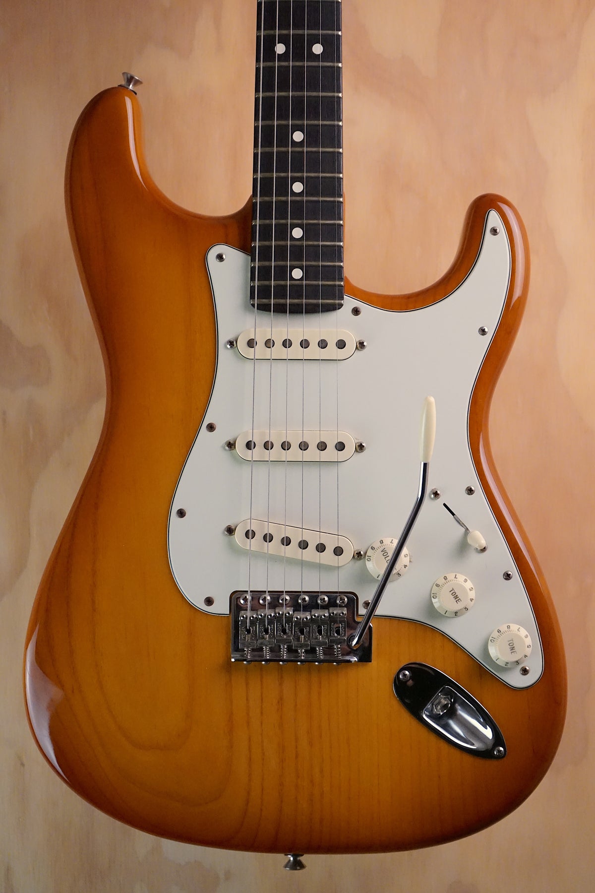 Fender American Performer Stratocaster Honey Burst, (Used)