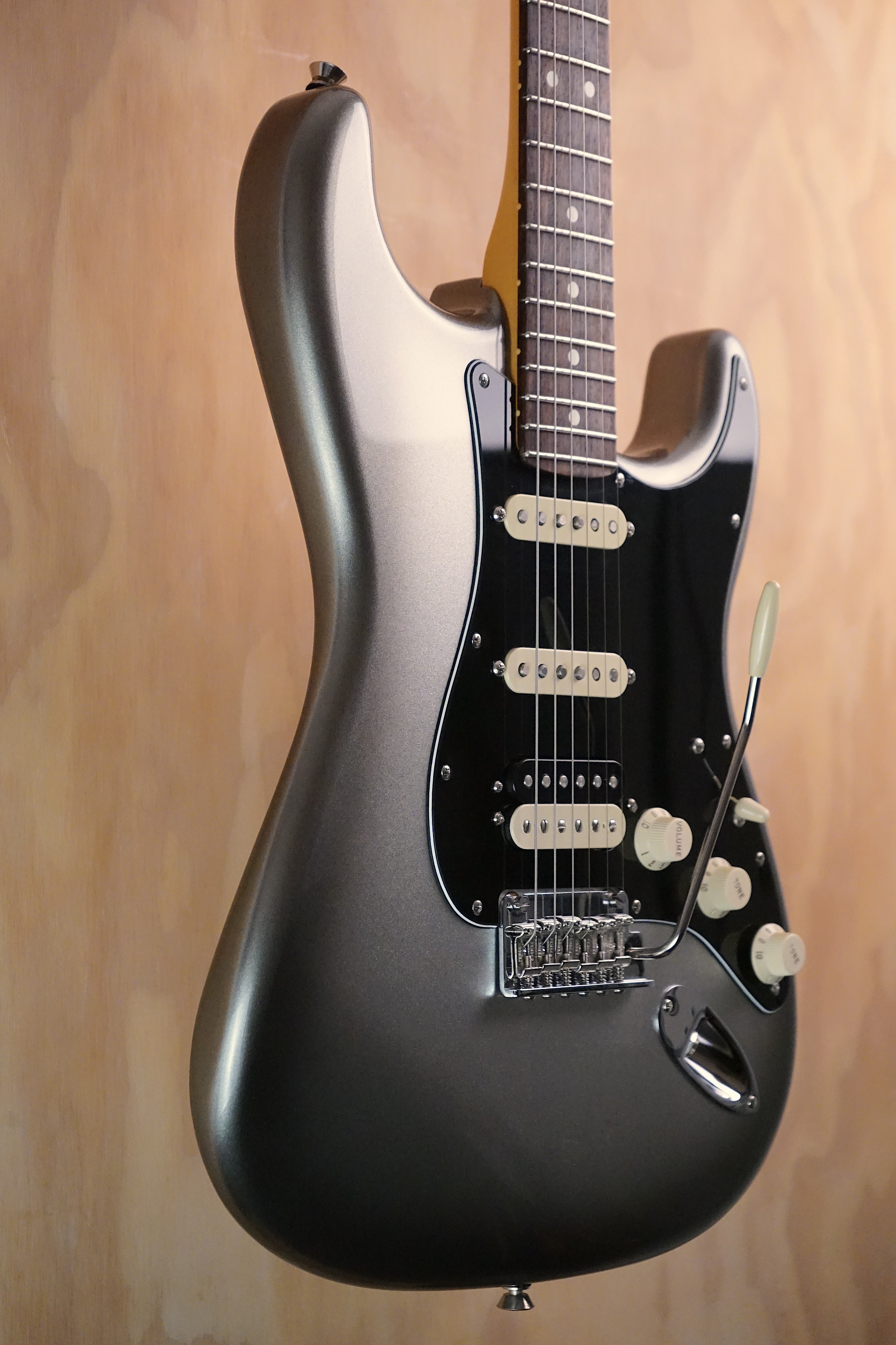 Fender American Professional II Stratocaster Mercury, (Used, Comm)