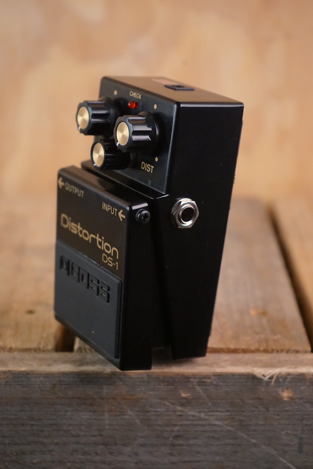 BOSS DS-1 4A 40th Anniversary Black Distortion Pedal – Used - Fair Deal Music