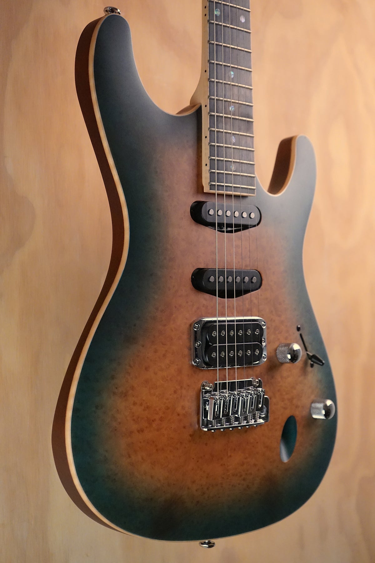 Ibanez SA460MBW-SUB Sunset Blue Burst Ex Display Electric Guitar