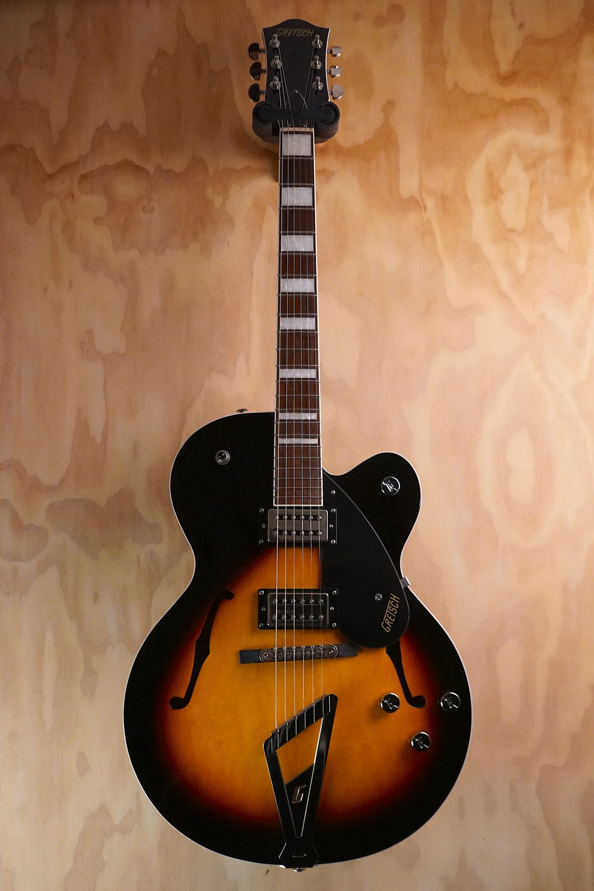Gretsch G2420 Streamliner Hollow Body Aged Brooklyn Burst, (Used)