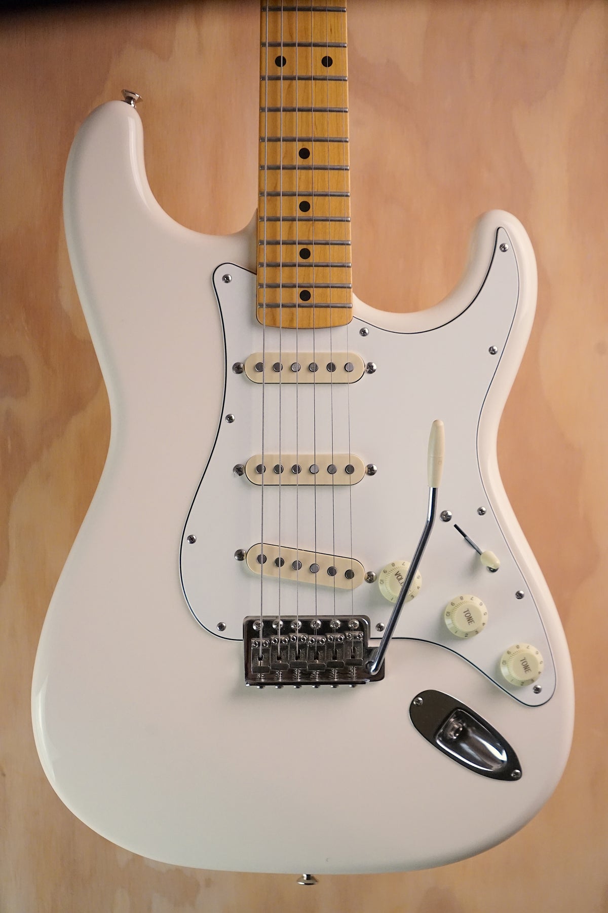 Fender MIJ JV Modified '60s Stratocaster Olympic White, (Used)