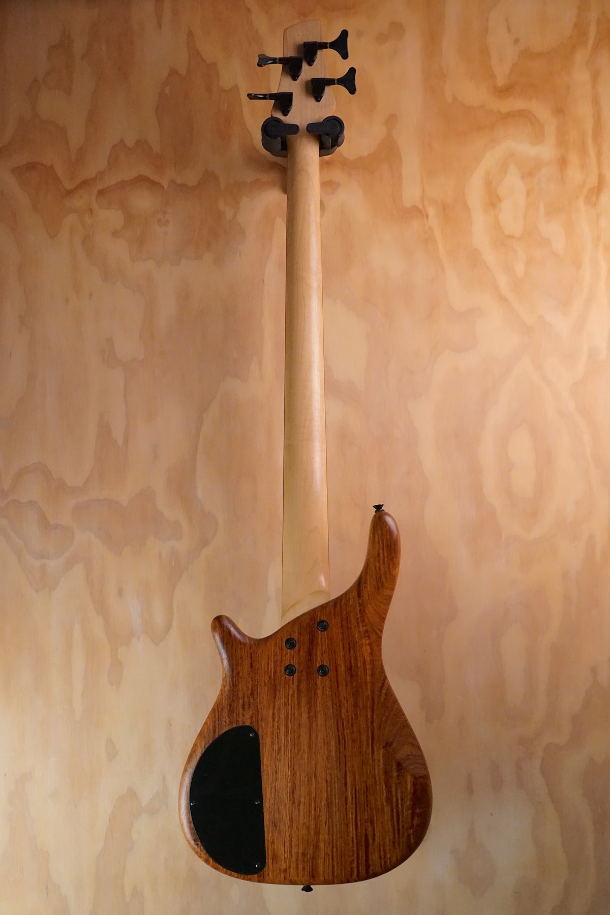 Vintage V940FL Fretless Bass, (Used, Comm)
