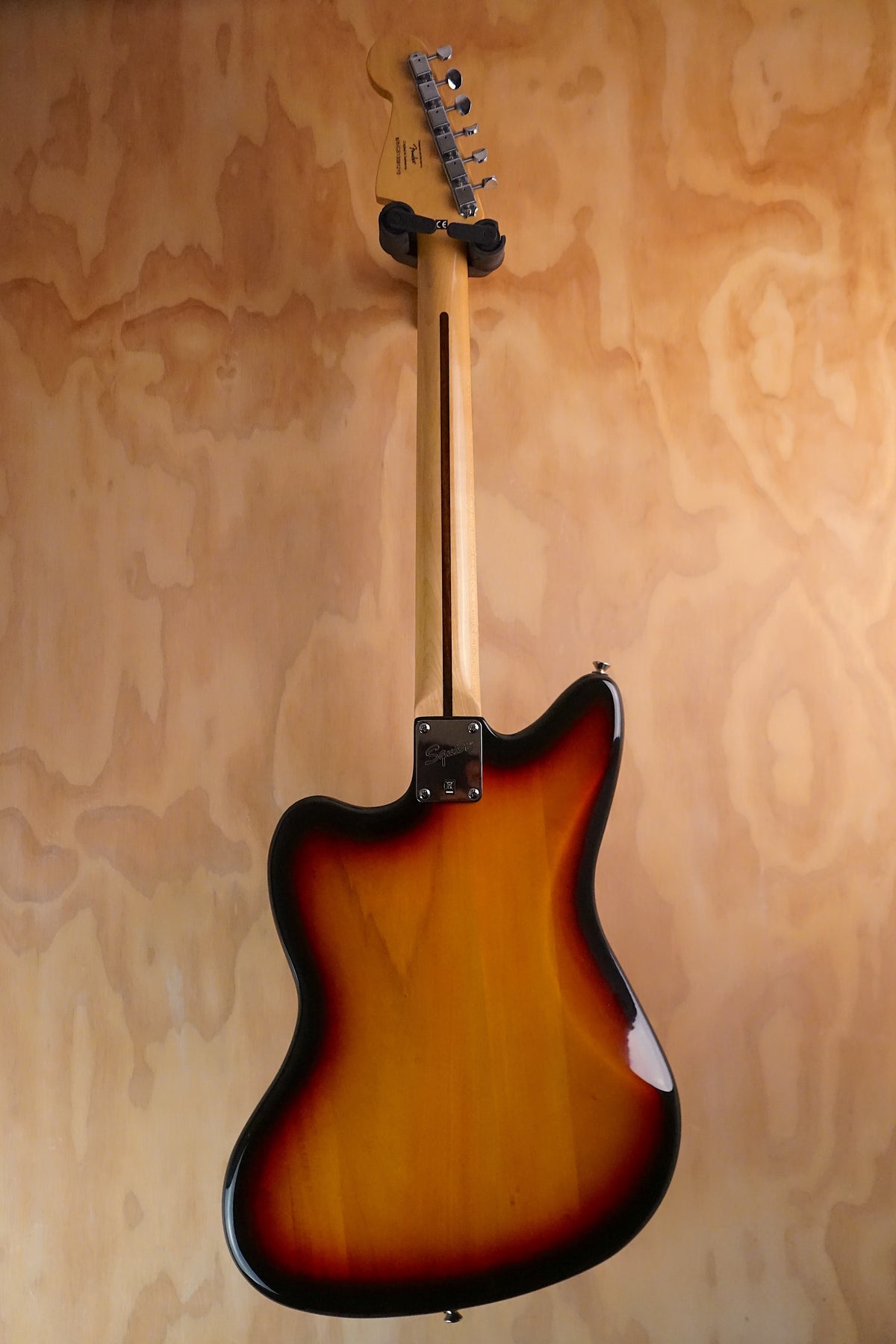 Squier Vintage Modified Jazzmaster 3-Color Sunburst, (Used, Comm)