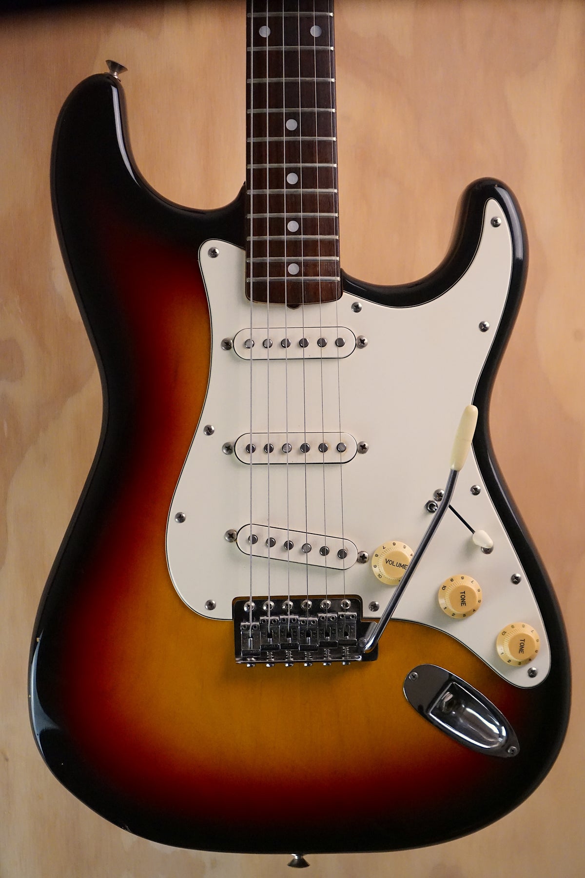 Mid-1980s Tokai Goldstar Sound Sunburst Electric Guitar, (Used, Comm)