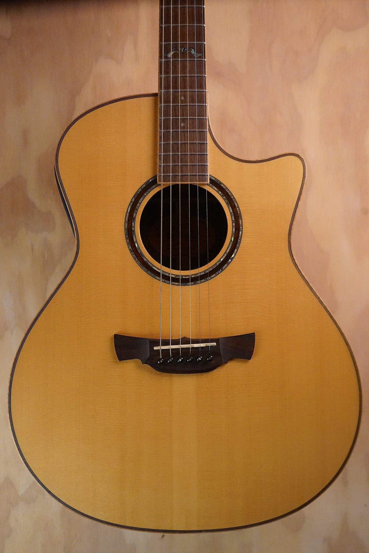 Crafter GLXE-3000/RS Electro-Acoustic Guitar, (Used, Comm) - Fair Deal Music