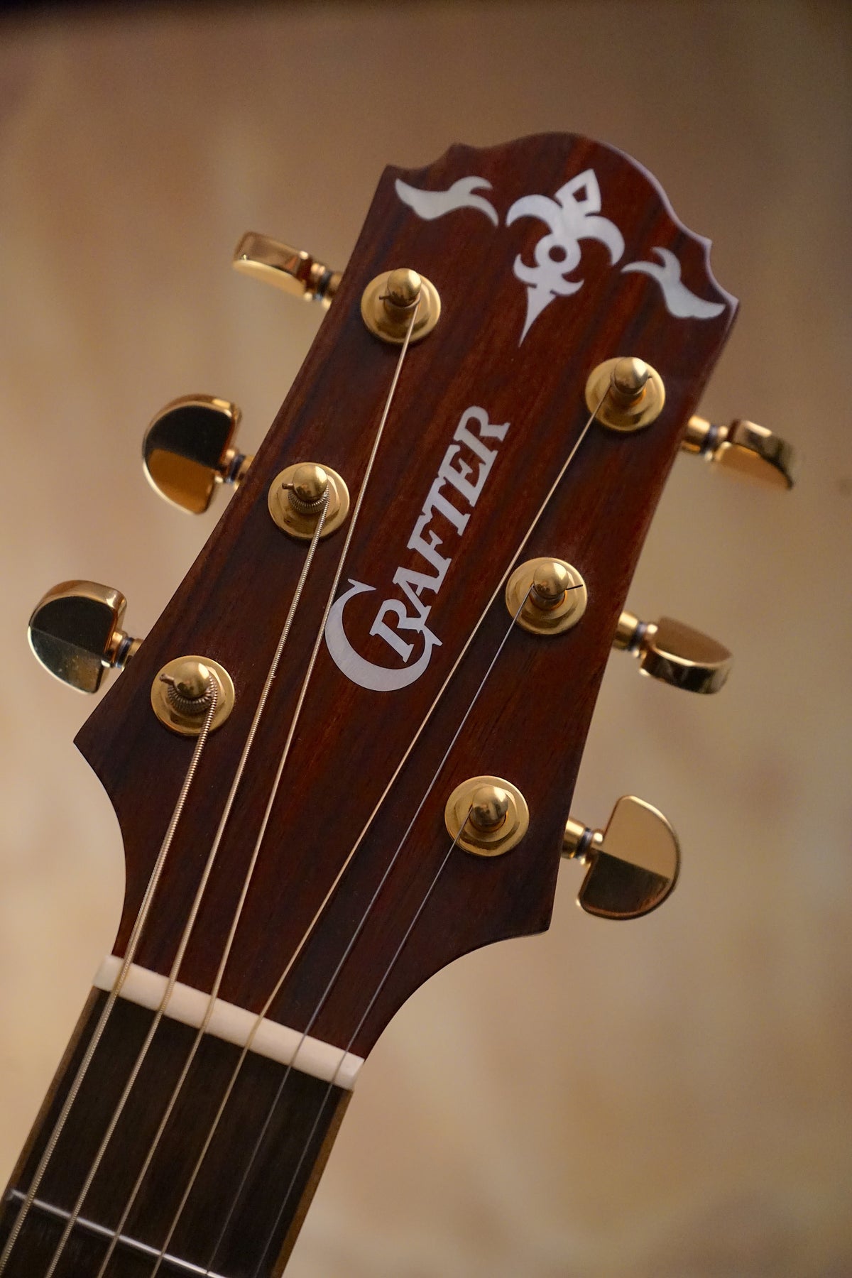 Crafter GLXE-3000/RS Electro-Acoustic Guitar, (Used, Comm) - Fair Deal Music