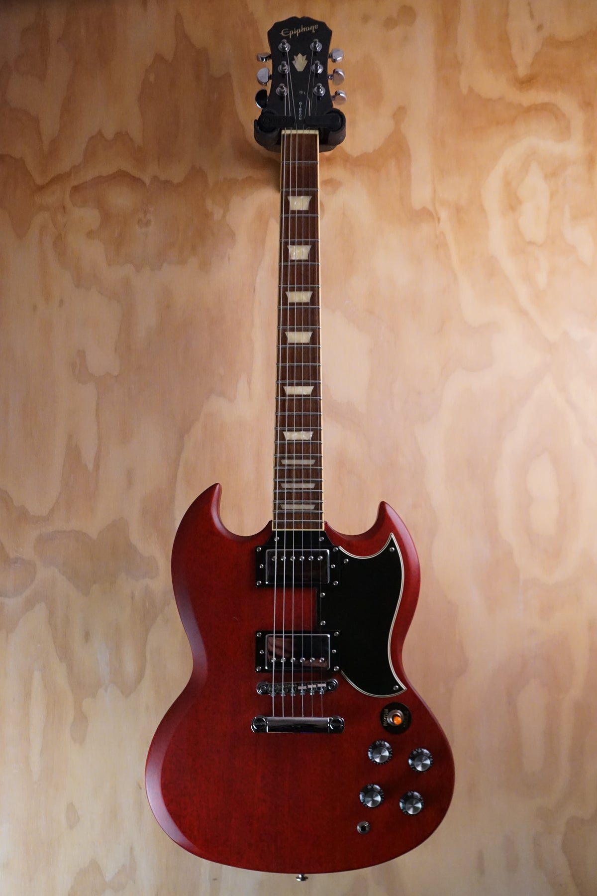 Epiphone G-400 SG Korean-Made Electric Guitar, (Used, Comm)