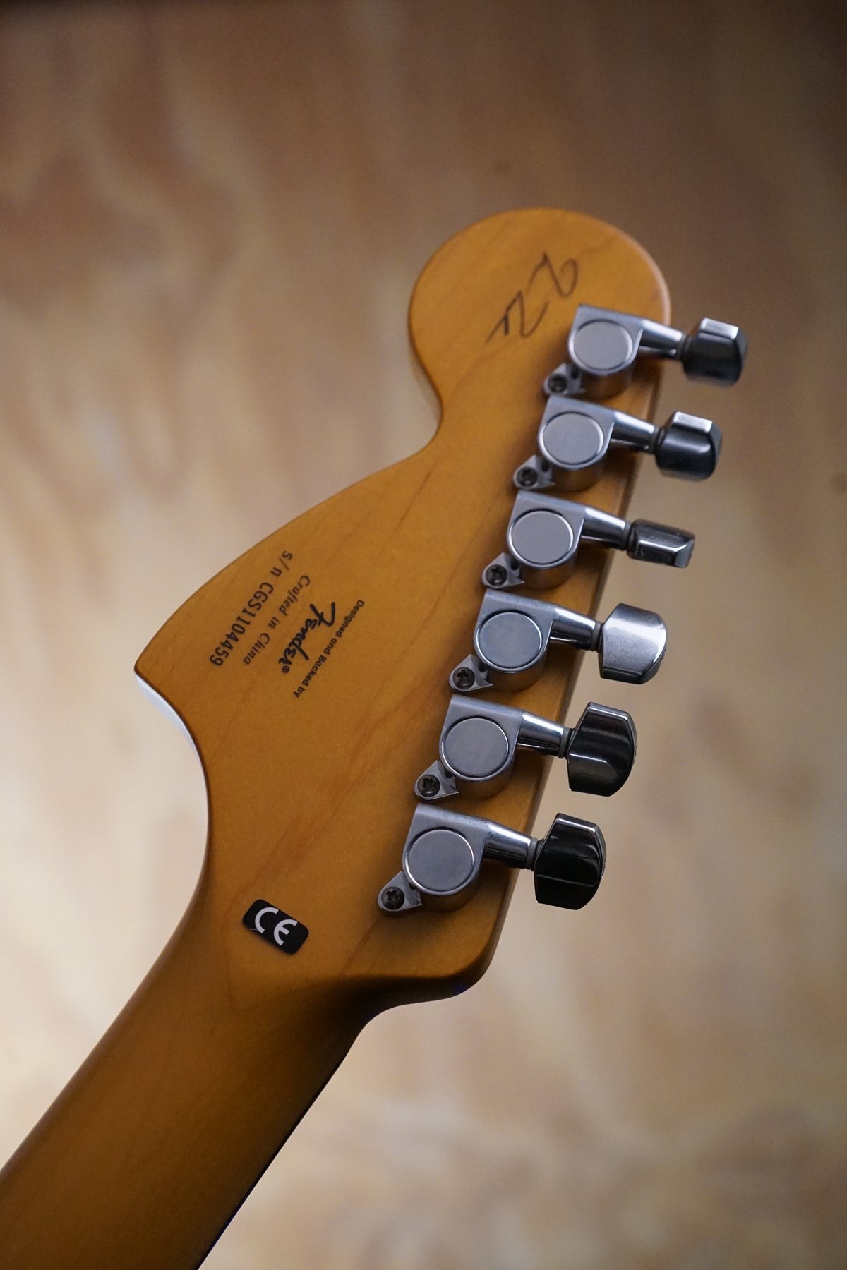 Squier Joe Trohman Signature Telecaster 2-Tone Sunburst, (Used, Comm)
