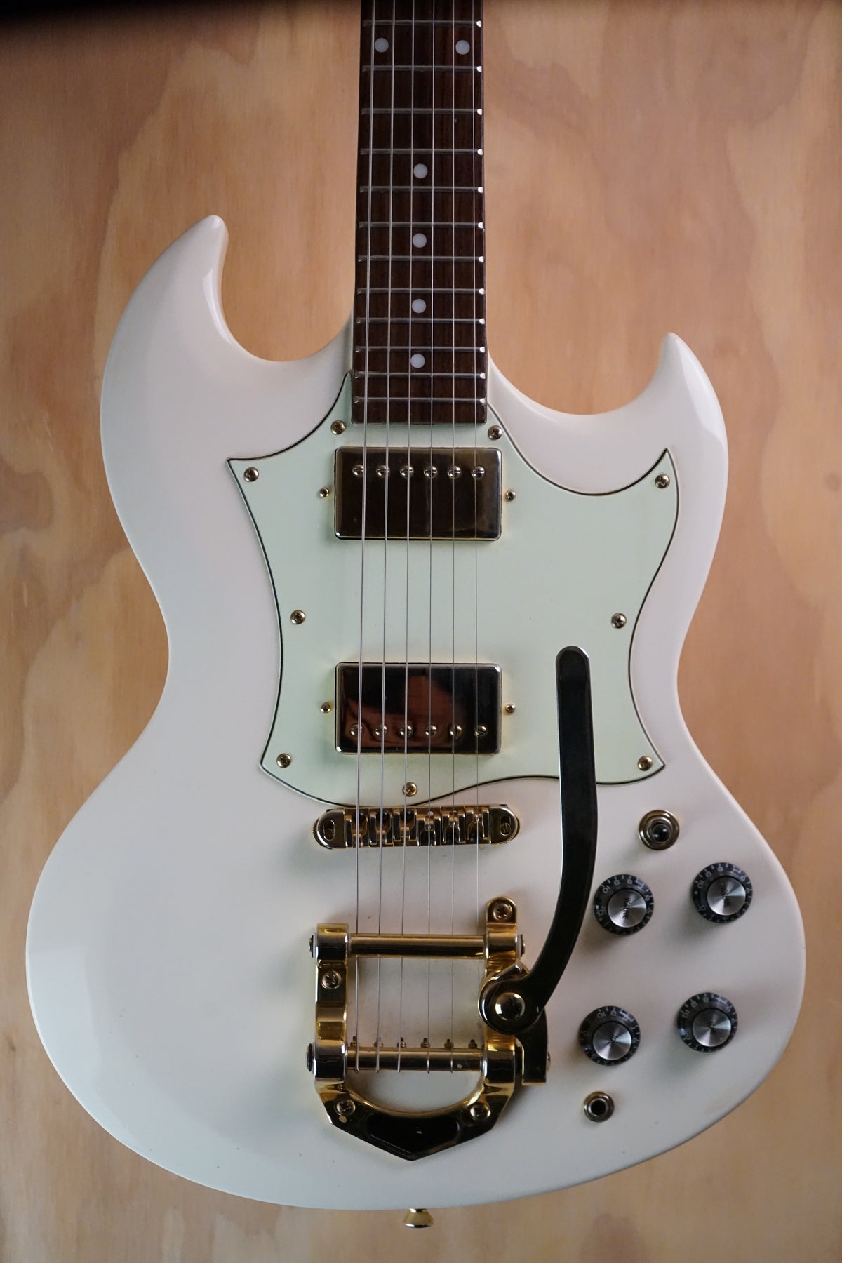 Gould XG Series SG-Style Electric Guitar, (Used, Comm)