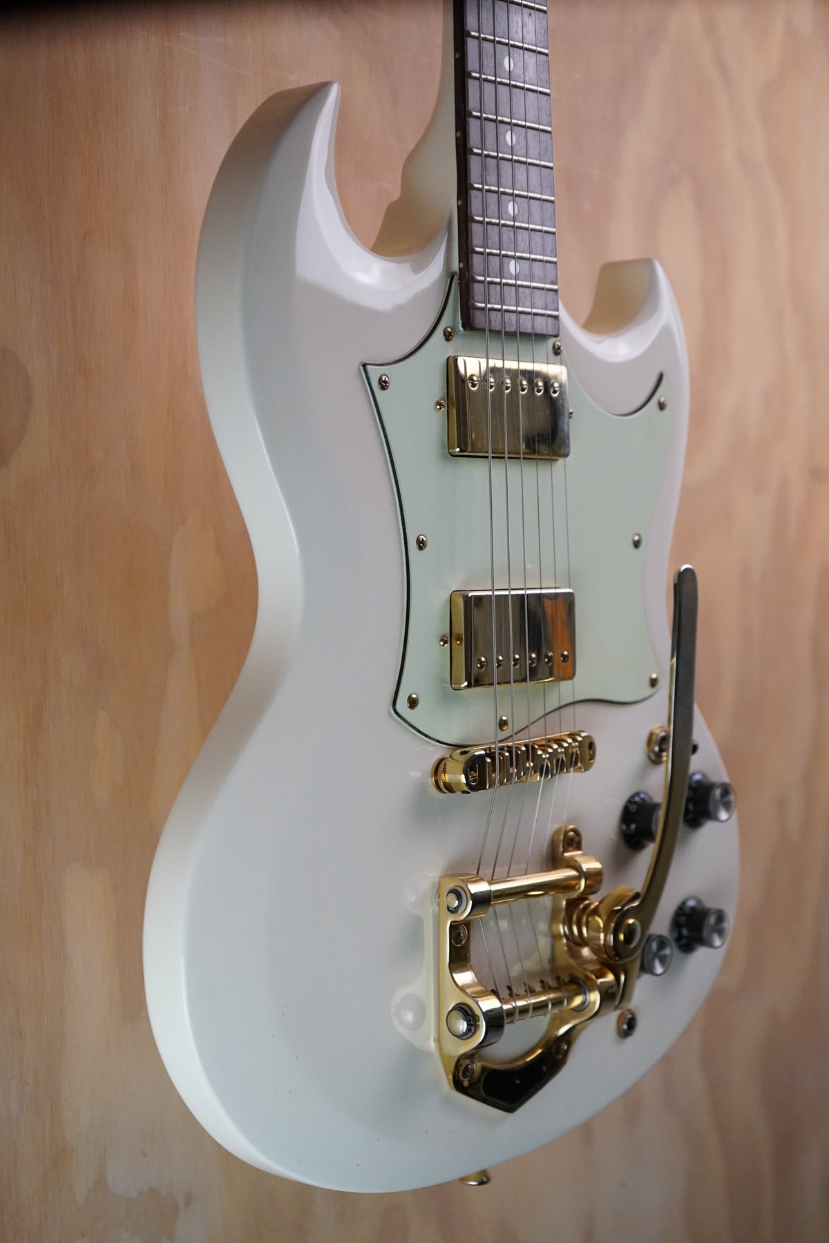 Gould XG Series SG-Style Electric Guitar, (Used, Comm)