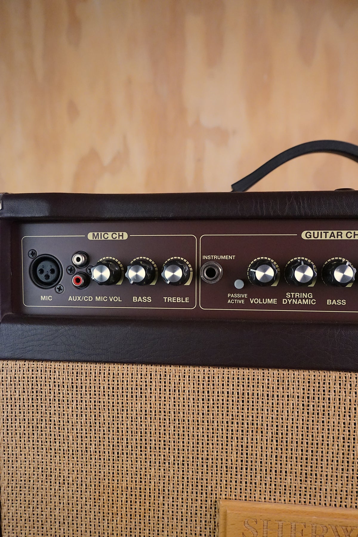 Carlsbro Sherwood 30R Acoustic Guitar Amplifier, (Used)