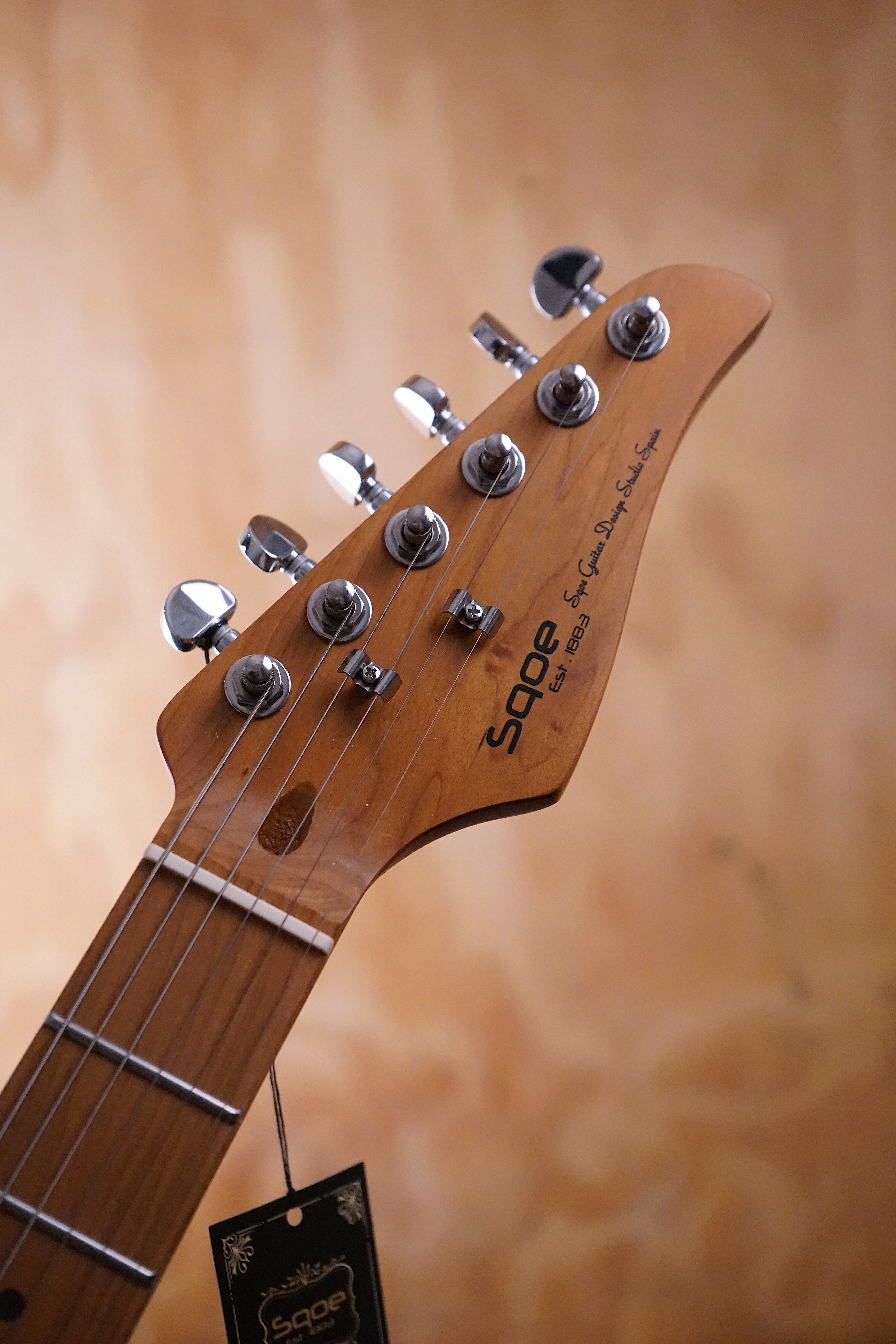 SQOE SEIB680 SSS S-Style Electric Guitar Black - Fair Deal Music