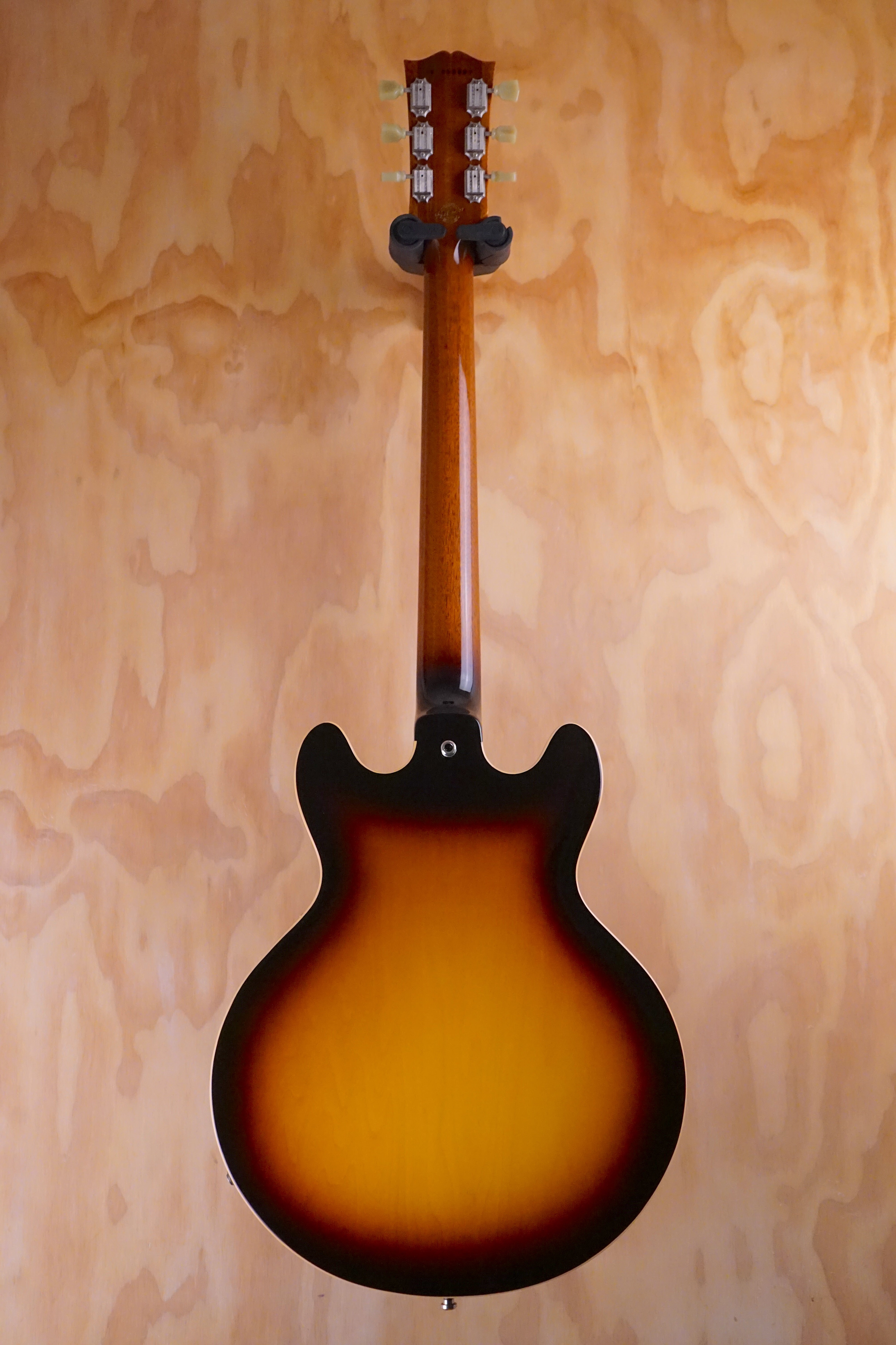 Gibson ES-3399 in Sunburst Semi-hollow Electric Guitar, (Used) - Fair Deal Music