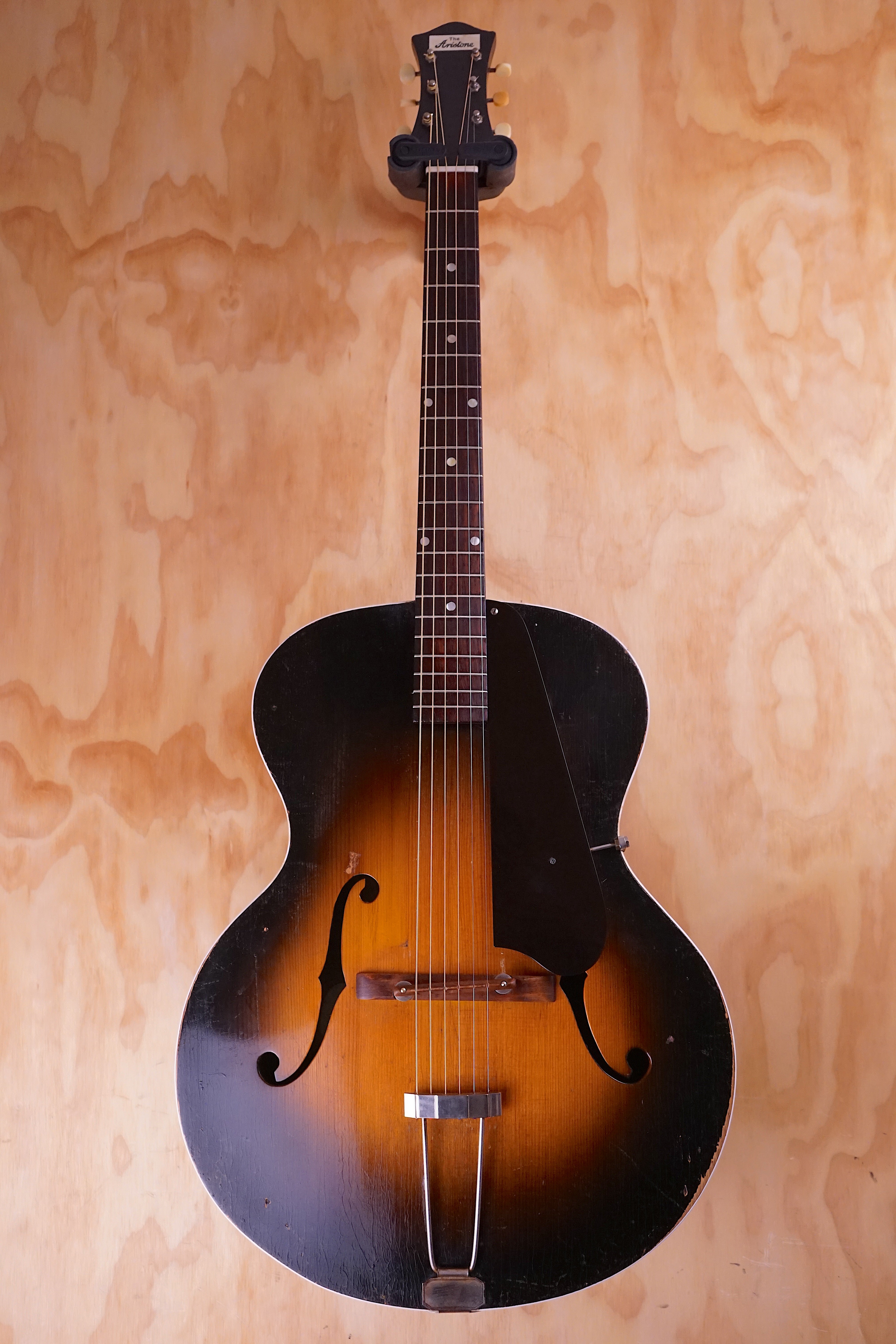 1930's Aristone LW1 sunburst, (Used) - Fair Deal Music