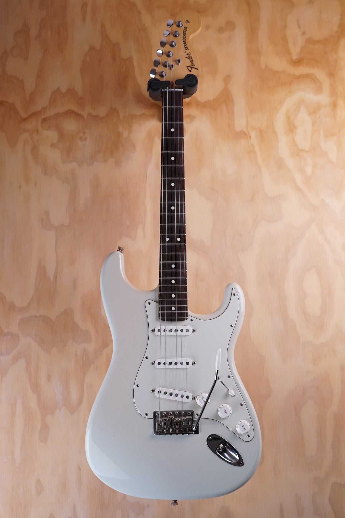 Fender American Special Stratocaster in Sonic Blue Electric Guitars, (Used) - Fair Deal Music