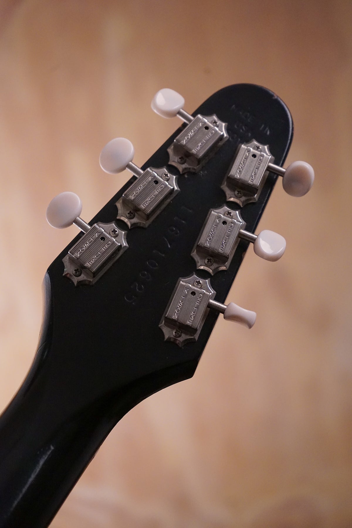 Gibson Melody Maker Explorer in black Electric Guitar, (Used) - Fair Deal Music