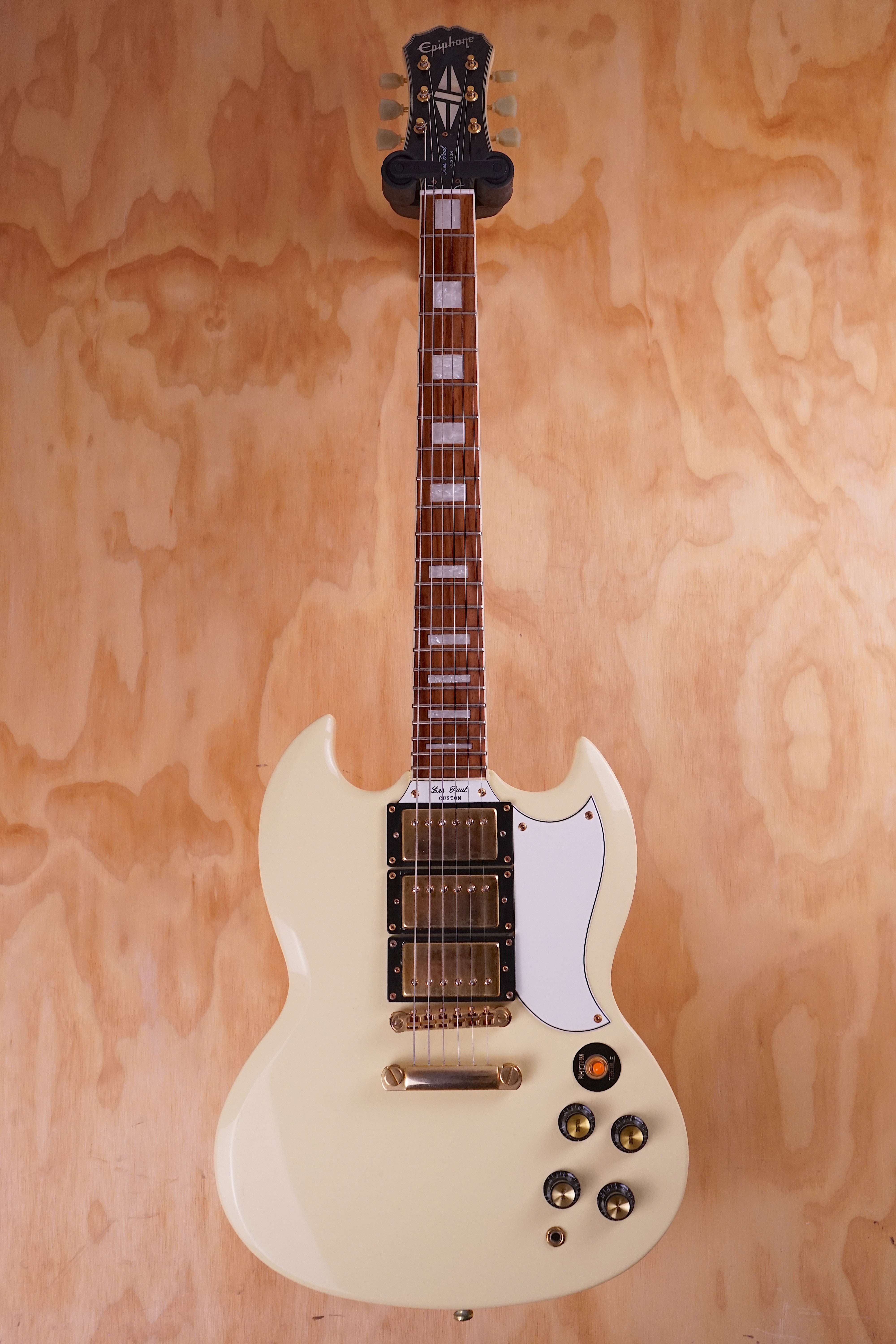 Epiphone Les Paul (SG-style) Custom in Antique Ivory, (Used) - Fair Deal Music