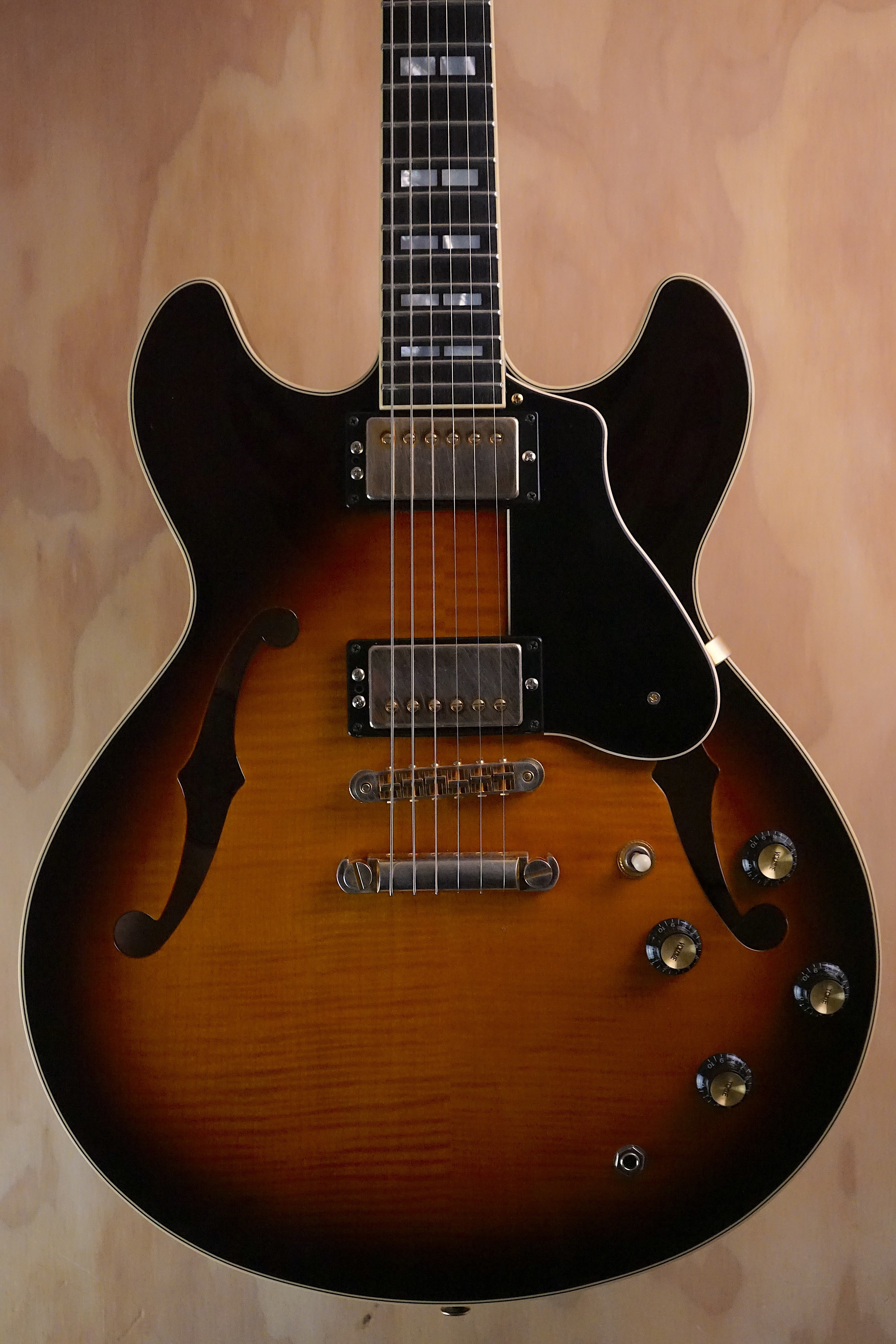 Yamaha SA2200 Sunburst Semi-Hollow Electric Guitar, (Used) - Fair Deal Music