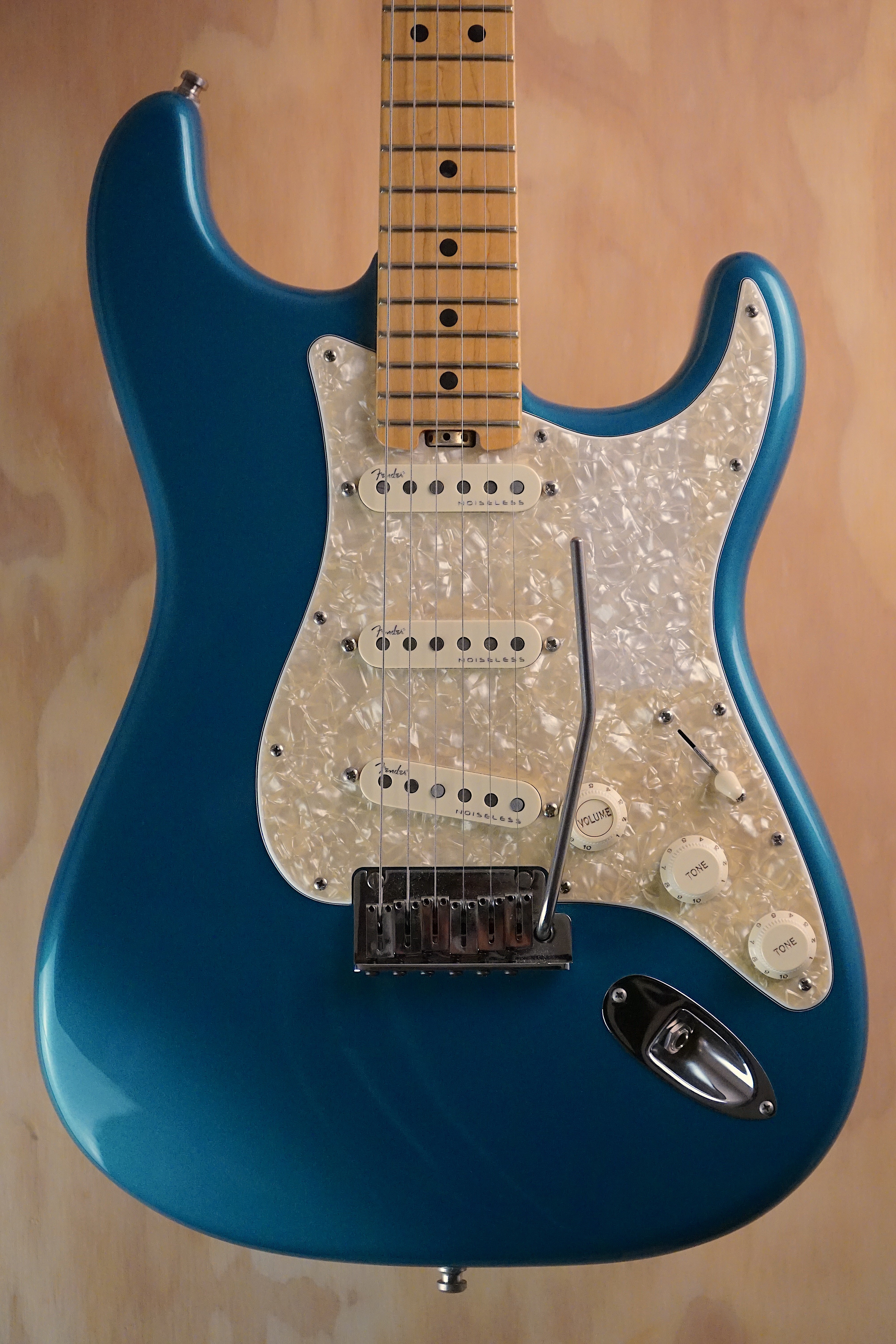 Fender American Elite Stratocaster Ocean Turquoise Metallic Electric Guitar, (Used) - Fair Deal Music