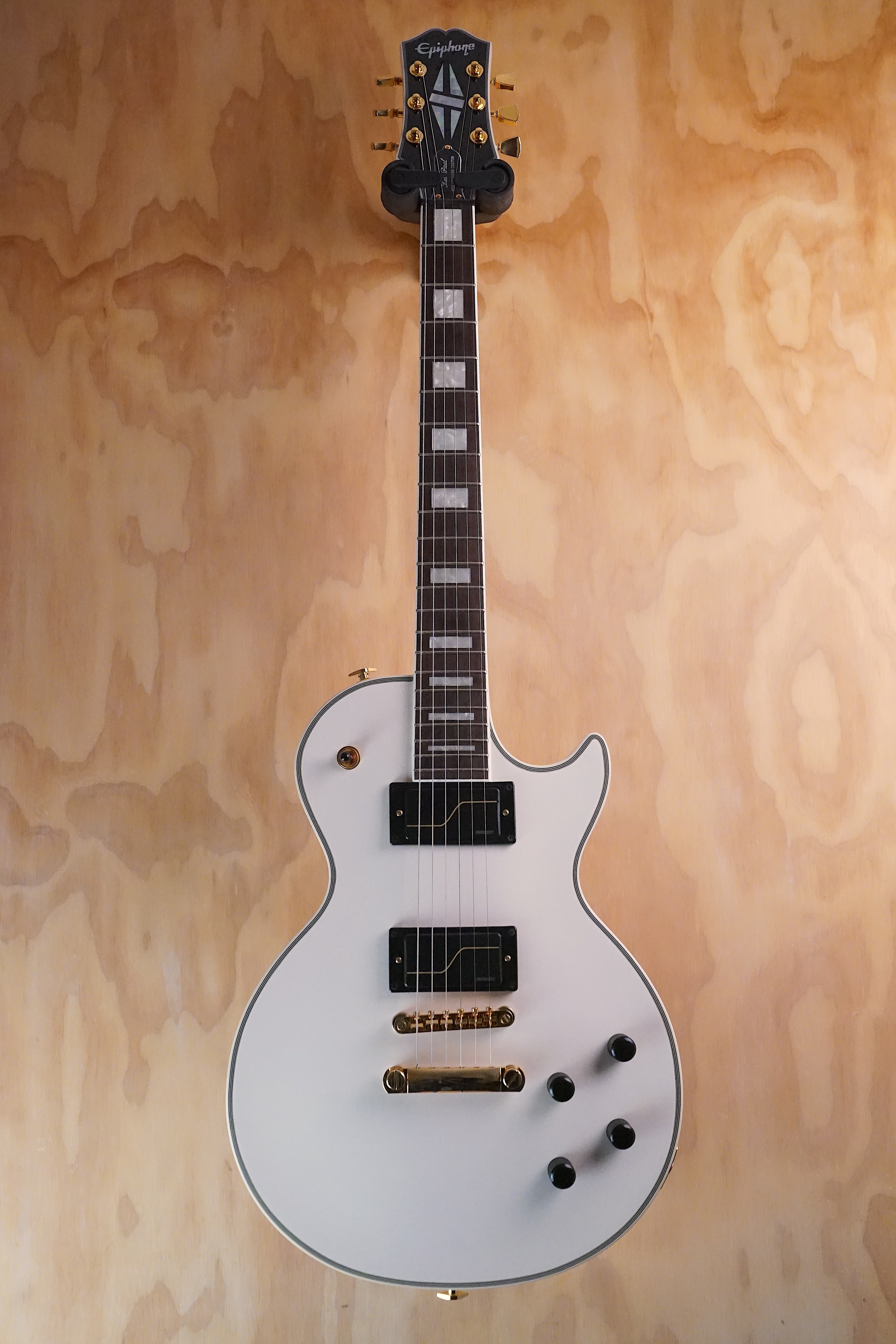 Epiphone Matt Heafy Les Paul Custom Origins Bone White Electric Guitar, (Used, Comm) - Fair Deal Music