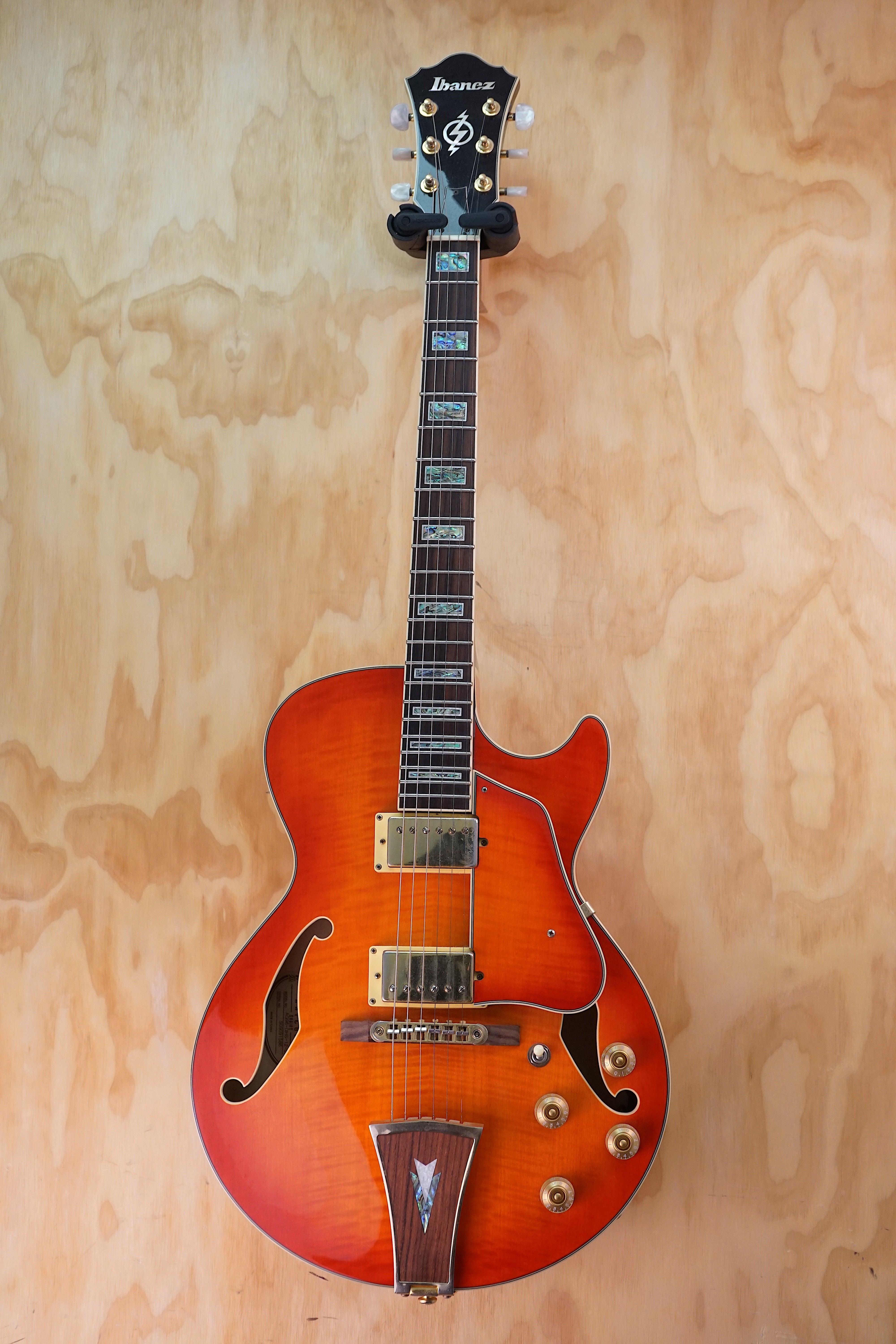Ibanez AG96‑DHS, Dark Honey Sunburst, (Used) - Fair Deal Music