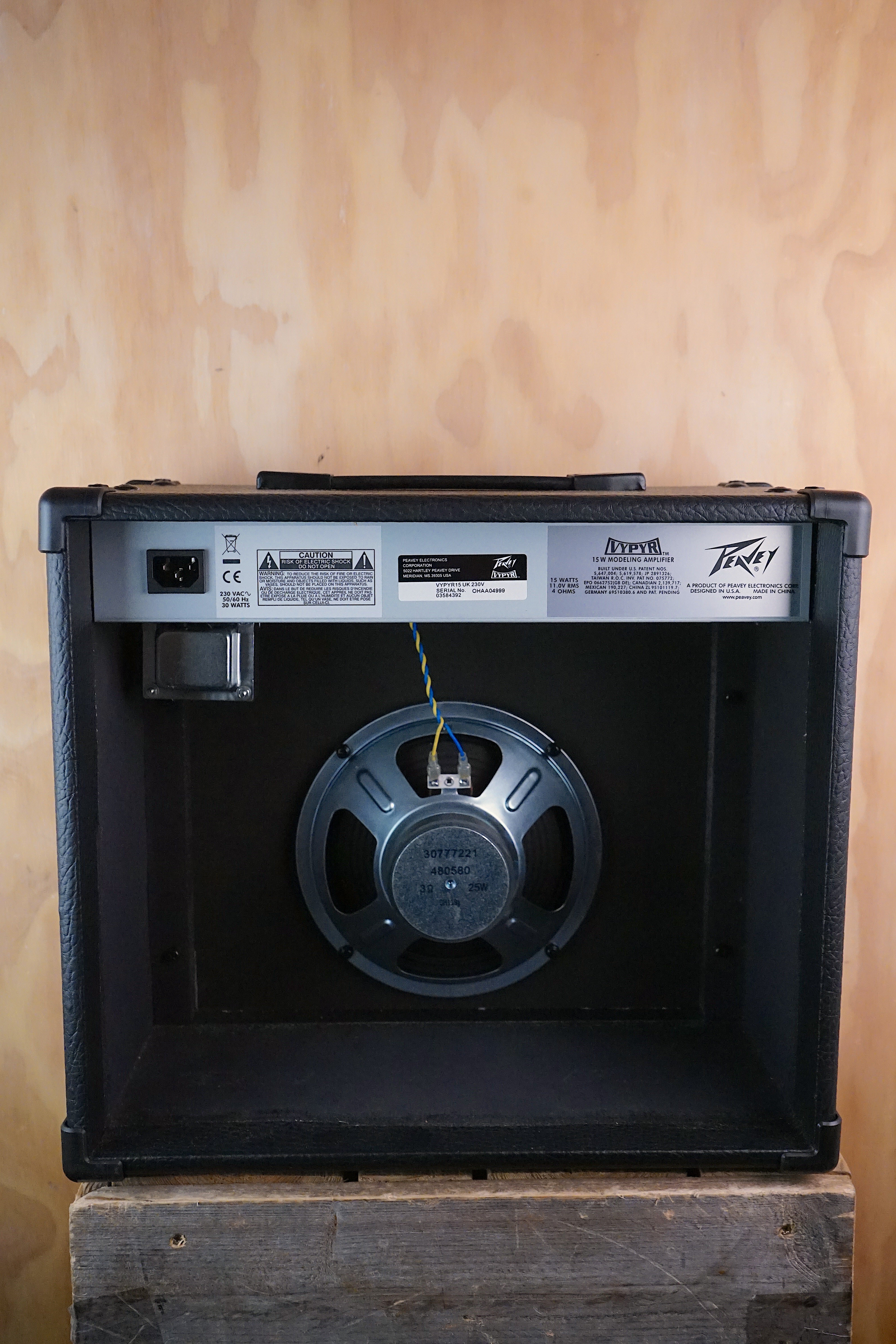 Peavey Vypyr 15 Modelling Guitar Amplifier, (Used) - Fair Deal Music