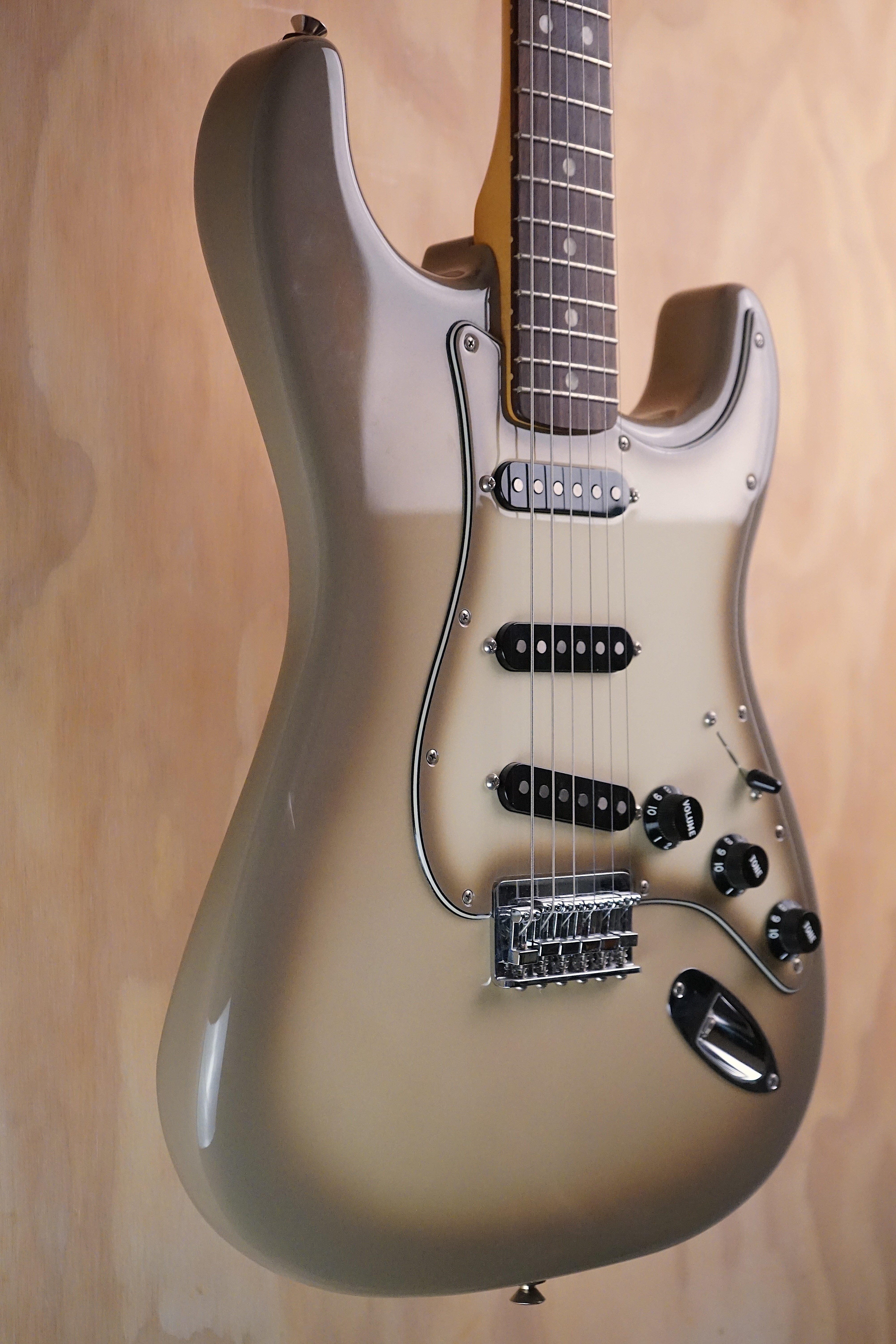 Fender 70th Anniversary Vintera II Stratocaster Rosewood Antigua, (Used) - Fair Deal Music