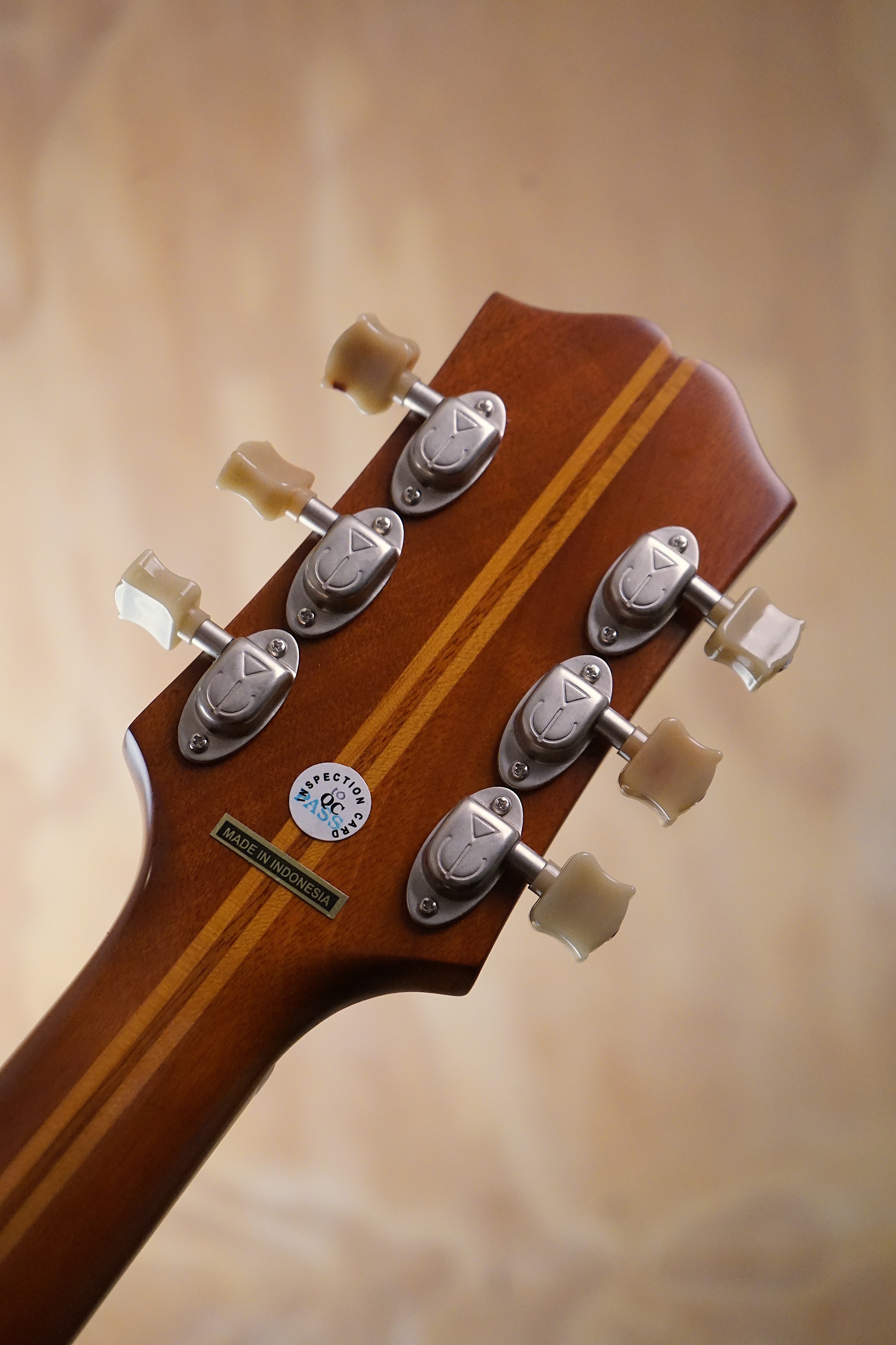 Epiphone Masterbilt Century Zenith Classic Vintage Natural Archtop Guitar, (Used) - Fair Deal Music