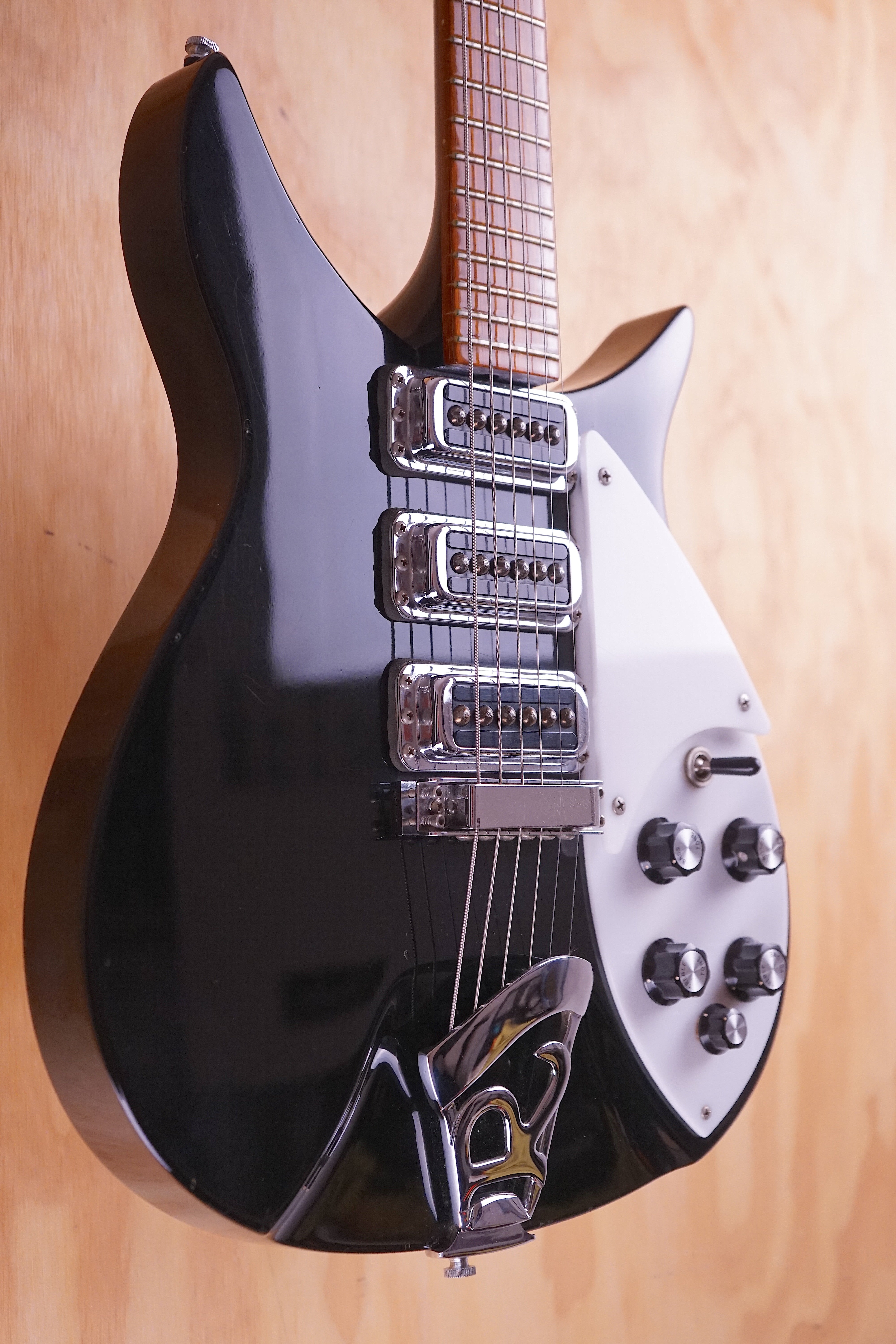 1985 Rickenbacker 320, Jetglo, (Used) - Fair Deal Music