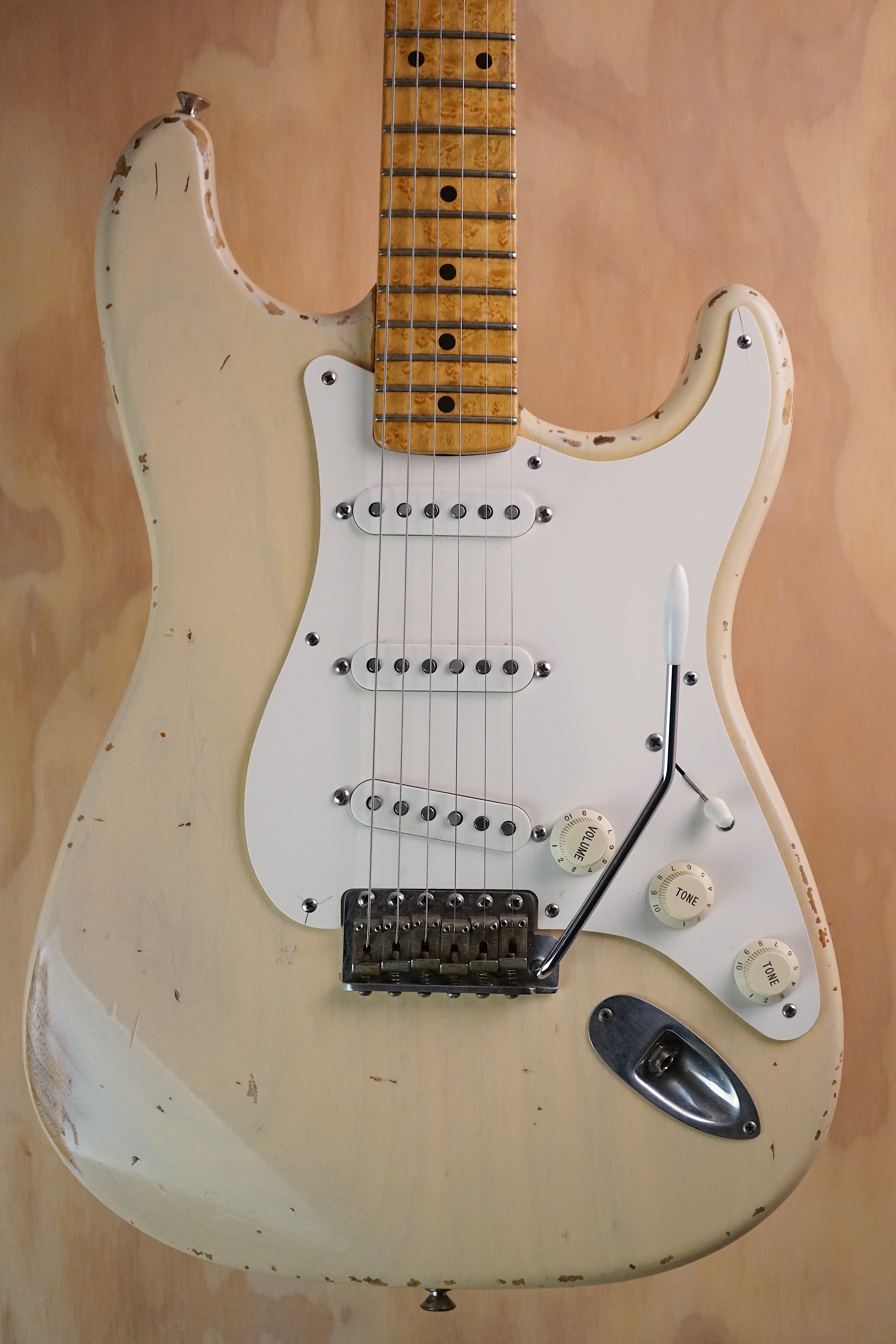 1998 Fender Custom Shop ’50s Cunetto Relic Stratocaster Vintage Blonde Electric Guitar, (Used) - Fair Deal Music