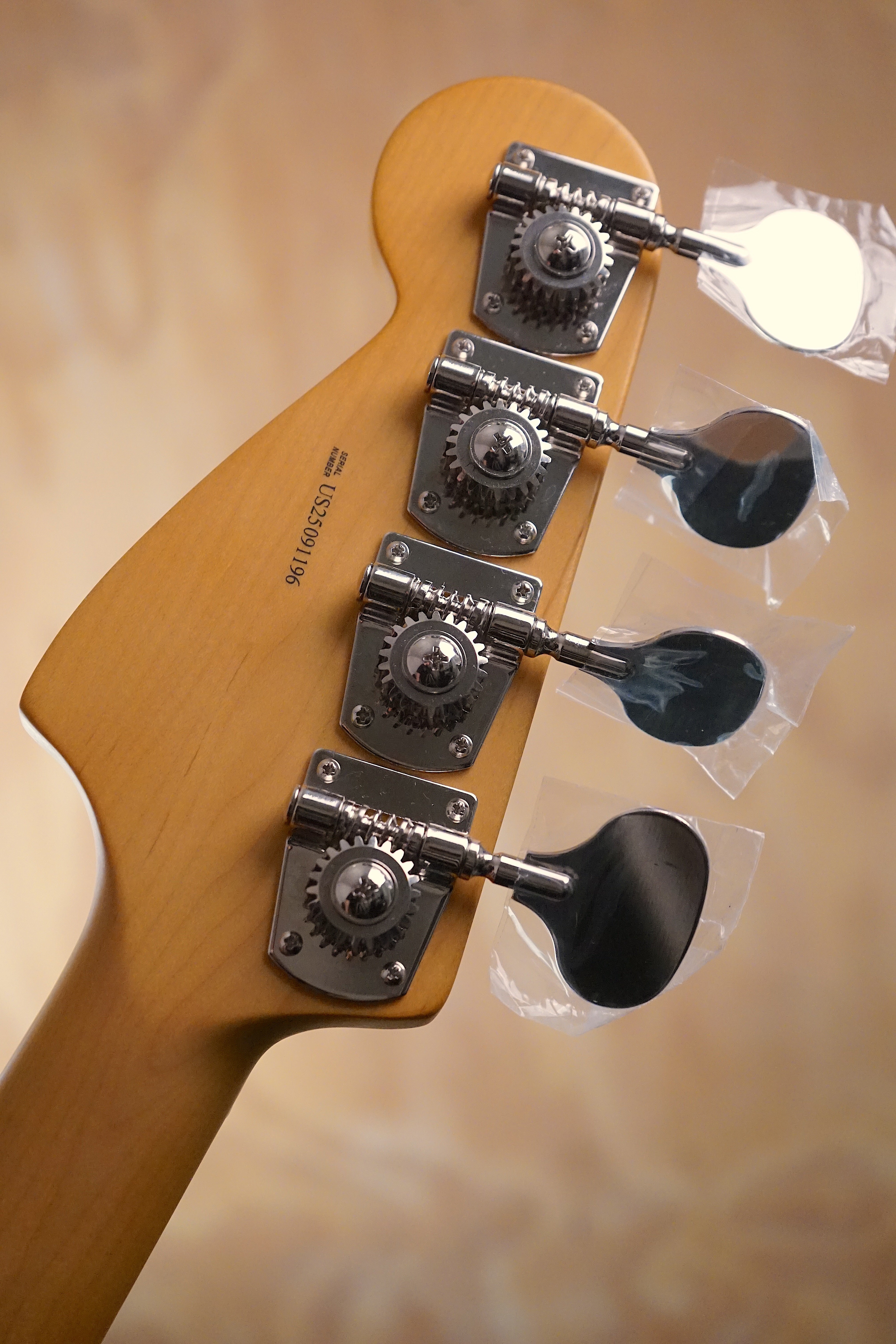Fender American Professional Classic Mustang Bass Faded Dakota Red Short Scale Bass, (Nearly New)