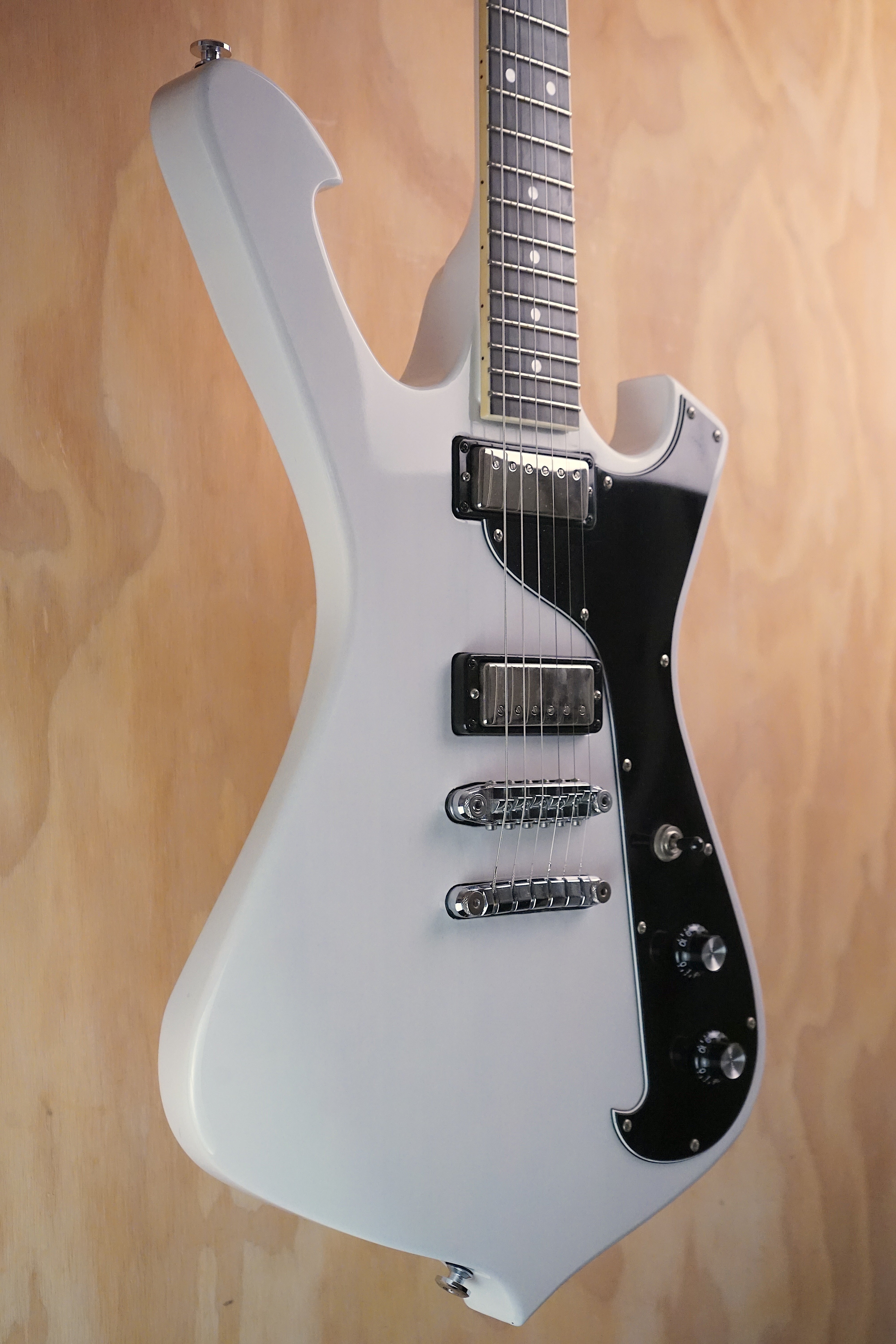 Ibanez FRM200 Paul Gilbert Fireman White Blonde Signed, (Used, Comm)