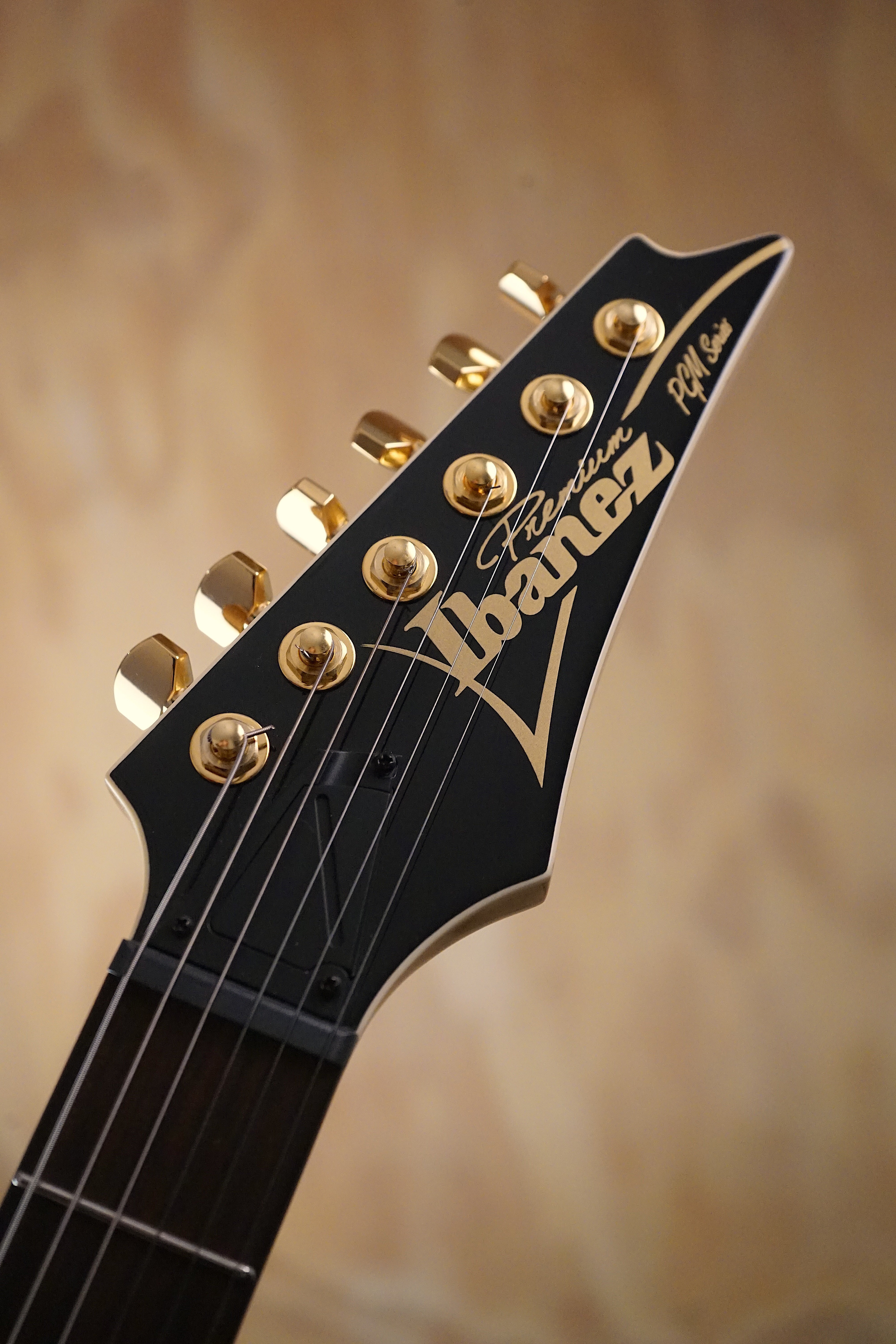 Ibanez PGM50 Paul Gilbert Signature Black, (Used, Comm)