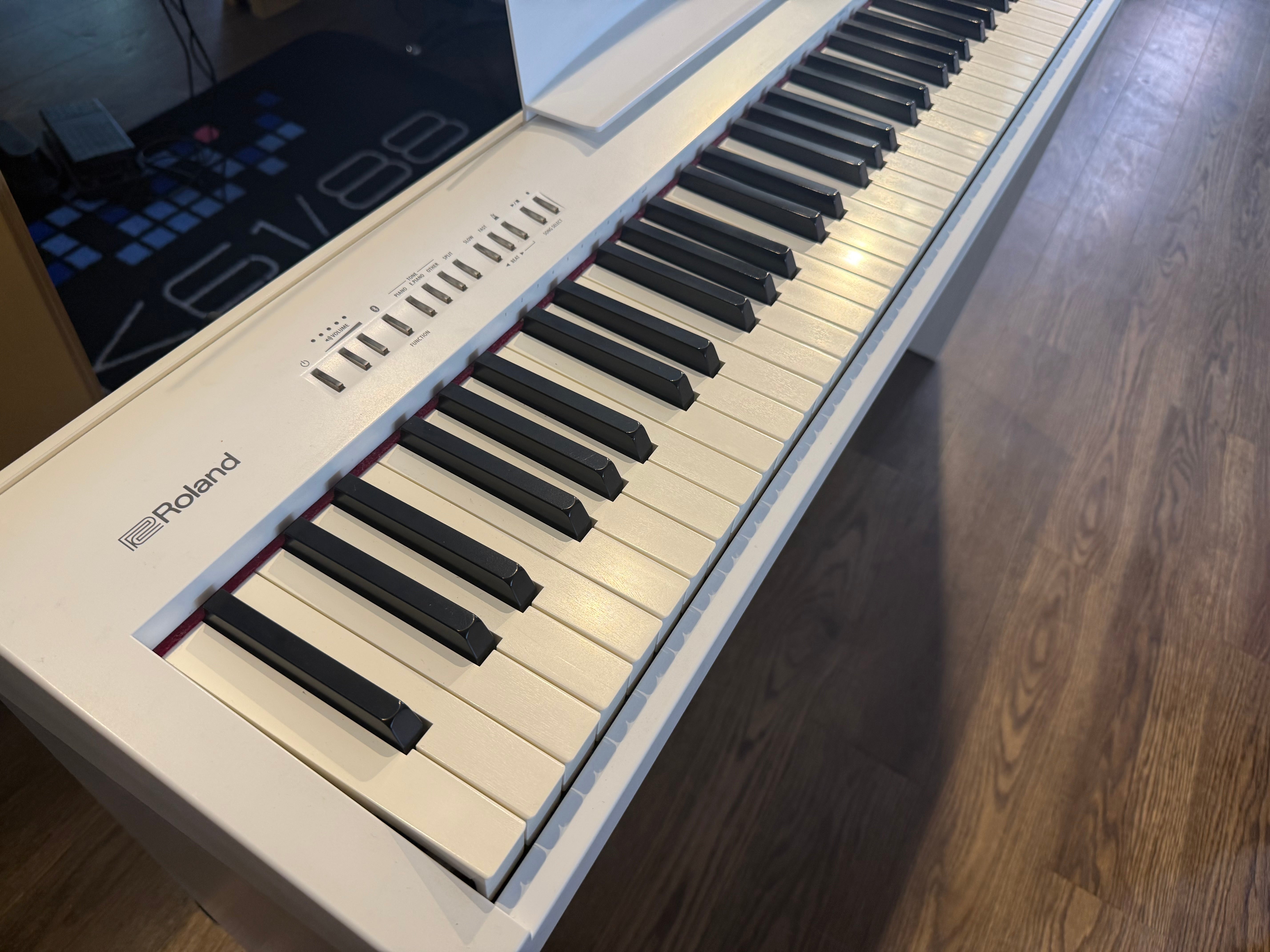 Used Roland FP-30-WH, KSC-70-WH and KPD-70-WH, Pre built, good condition with 3 months warranty and free local delivery - Fair Deal Music