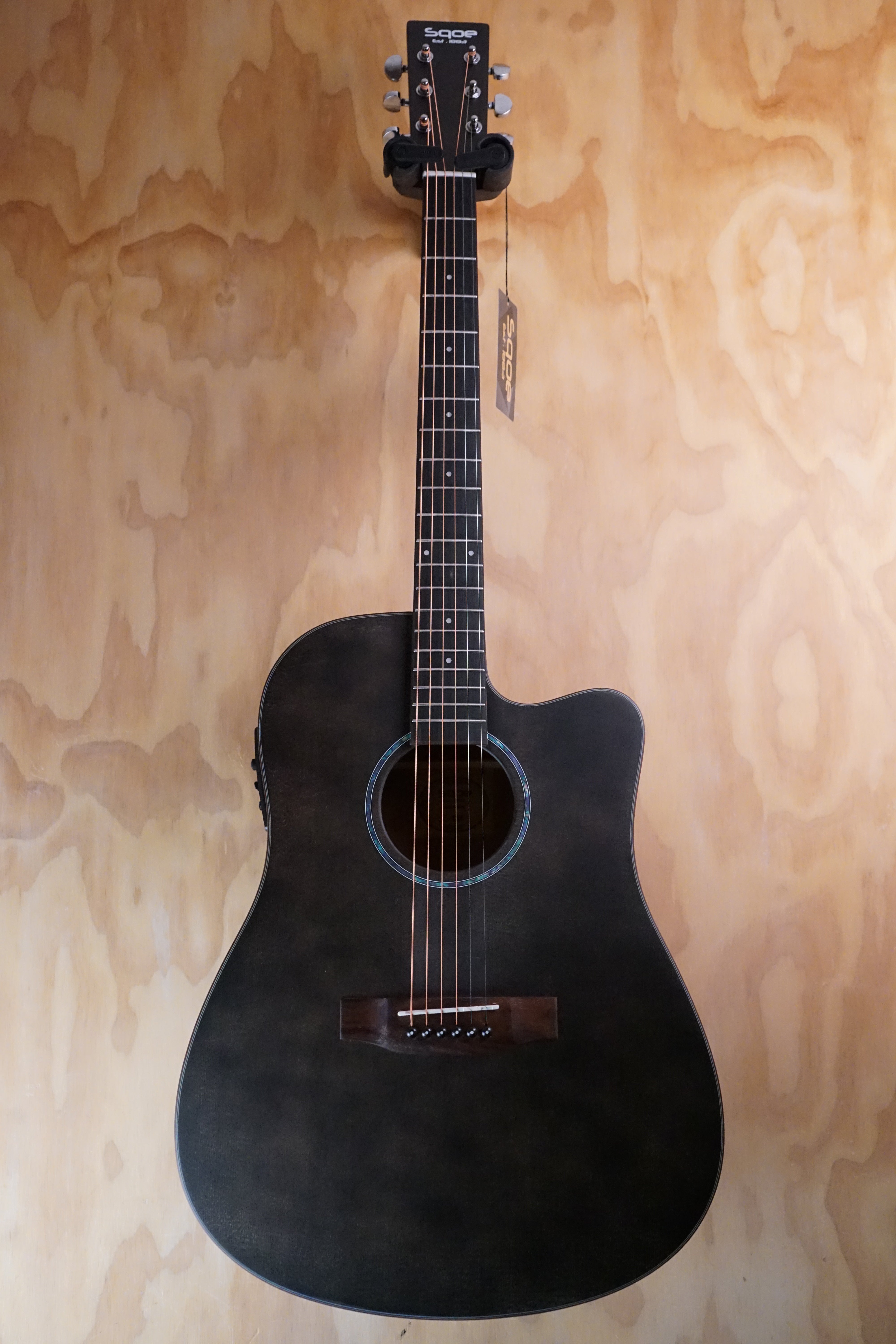 SQOE ED-60BK Electro Acoustic Guitar in Black - Fair Deal Music