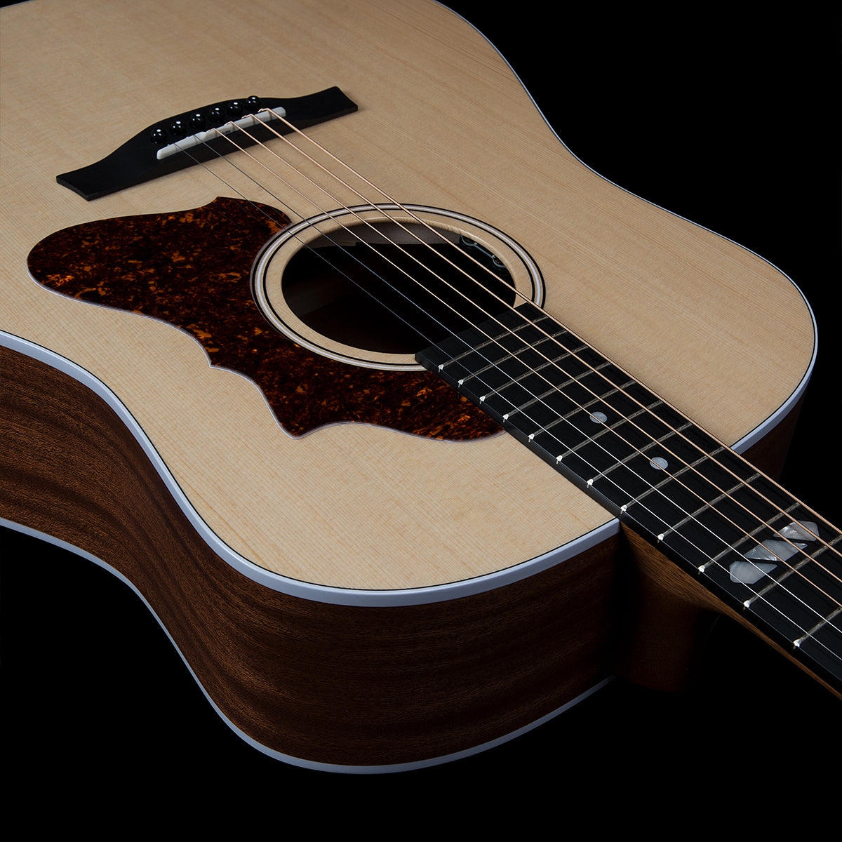 Godin Metropolis Classic Element Electro-Acoustic Guitar with Bag ~ Natural - Fair Deal Music