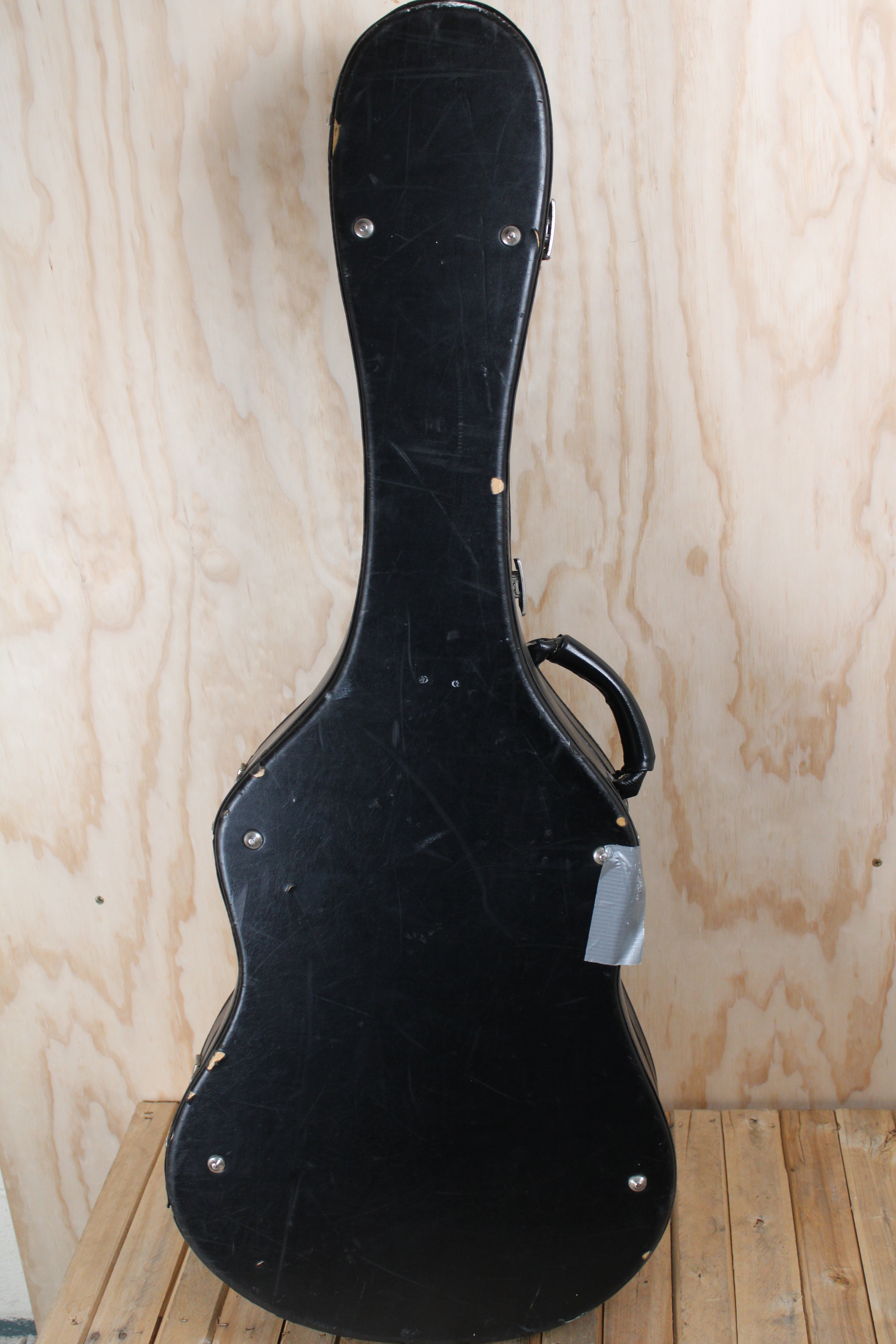 Bausach Guitar Valencia Hard Case, USED - Fair Deal Music