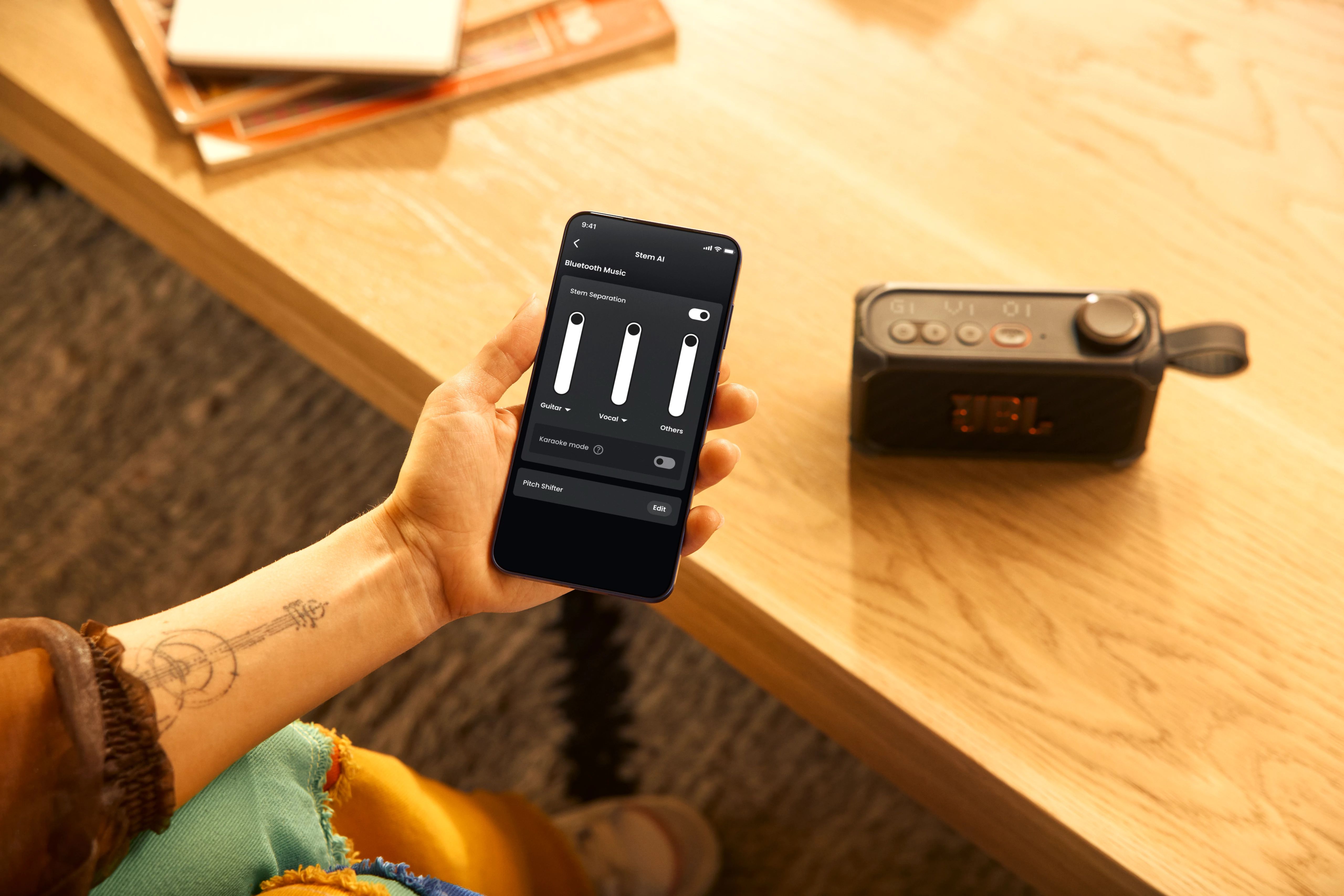 JBL Bandbox Solo Compact AI-powered practice amp and speaker - Fair Deal Music