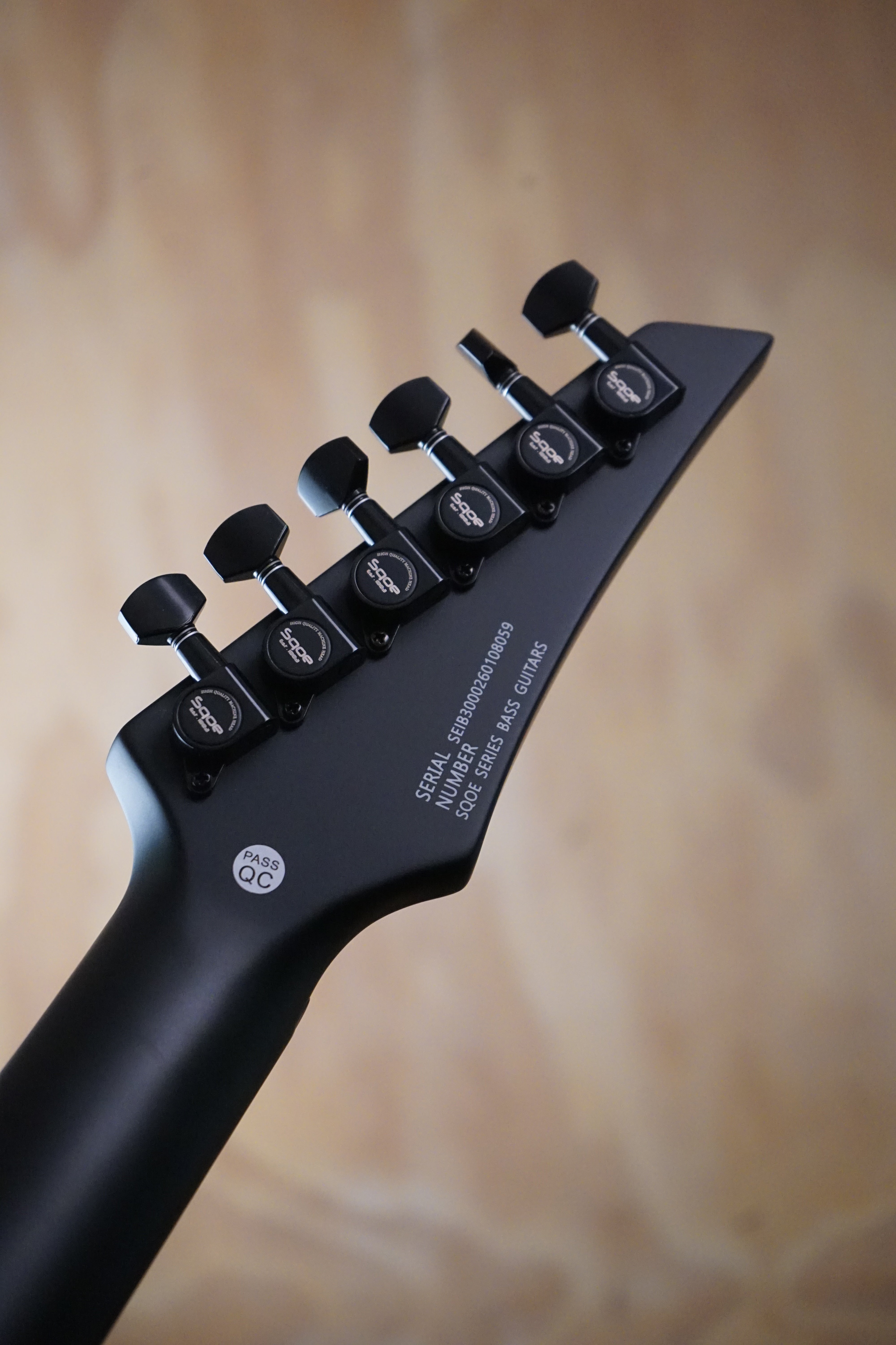 SQOE SEIB300 Heavy Metal Series Electric Guitar Black - Fair Deal Music